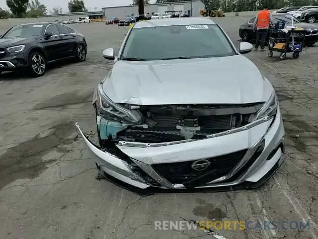 11 Photograph of a damaged car 1N4BL4DV0NN397092 NISSAN ALTIMA 2022