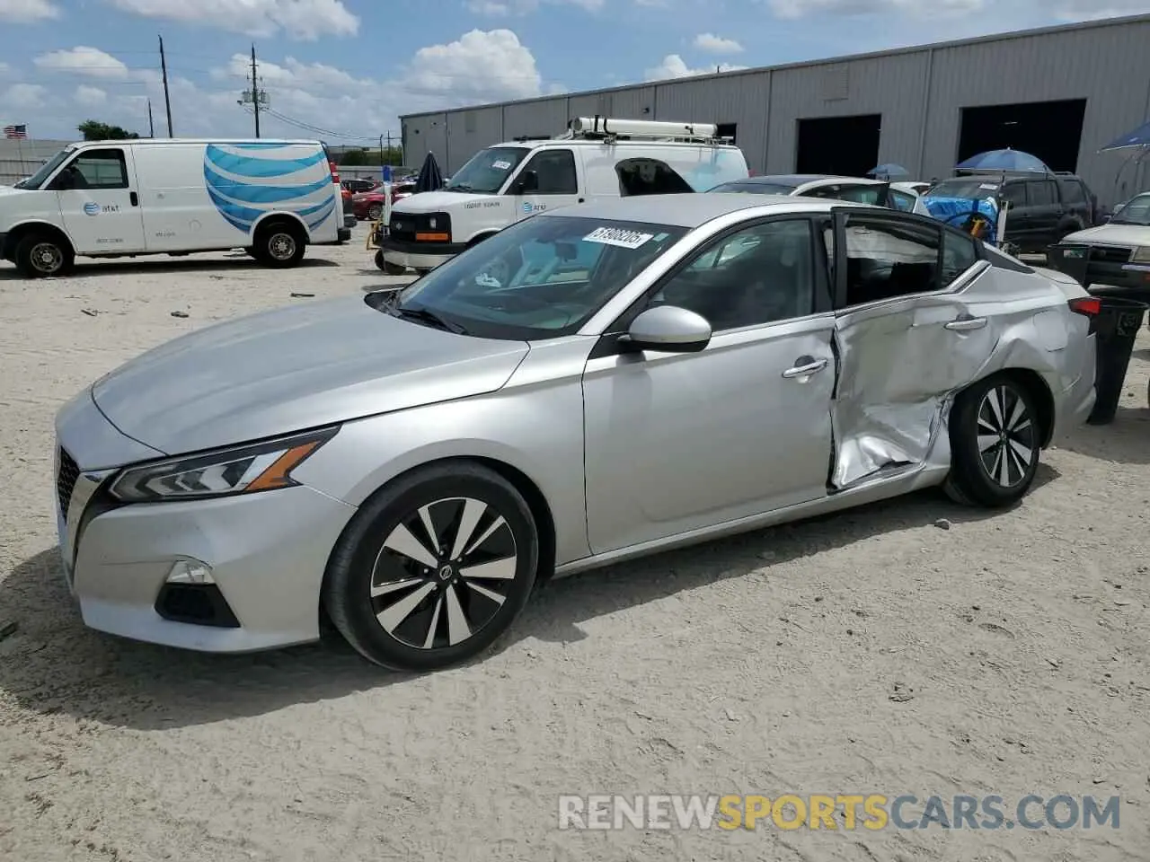 1 Photograph of a damaged car 1N4BL4DV1NN317024 NISSAN ALTIMA 2022