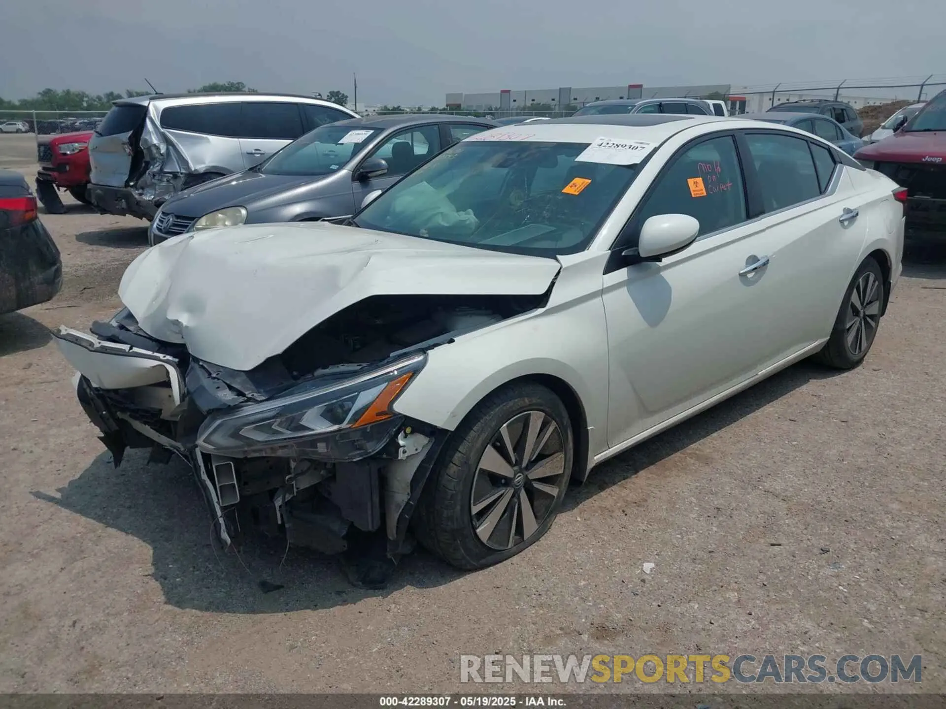 2 Photograph of a damaged car 1N4BL4DV1NN323020 NISSAN ALTIMA 2022