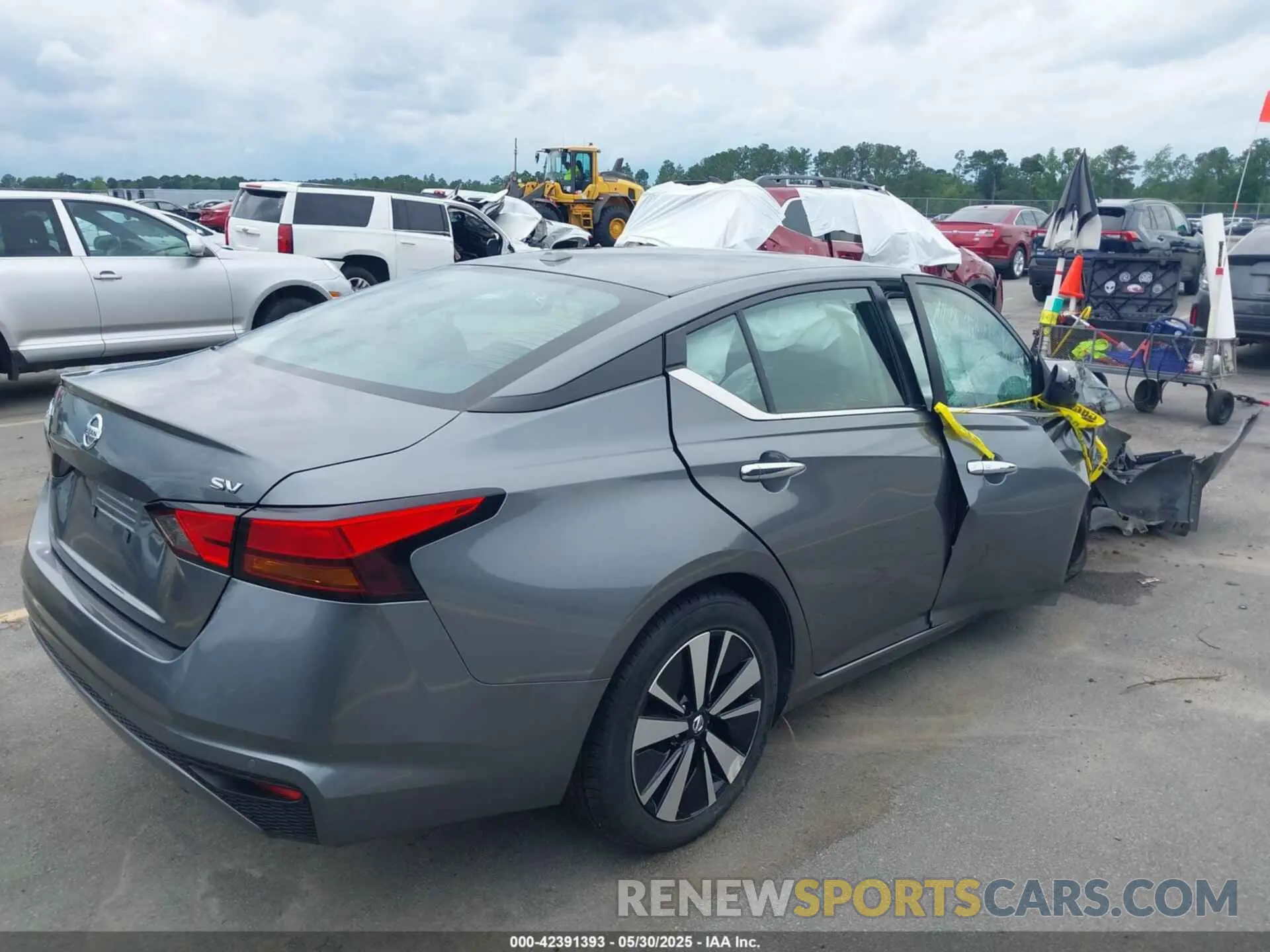4 Photograph of a damaged car 1N4BL4DV1NN392774 NISSAN ALTIMA 2022