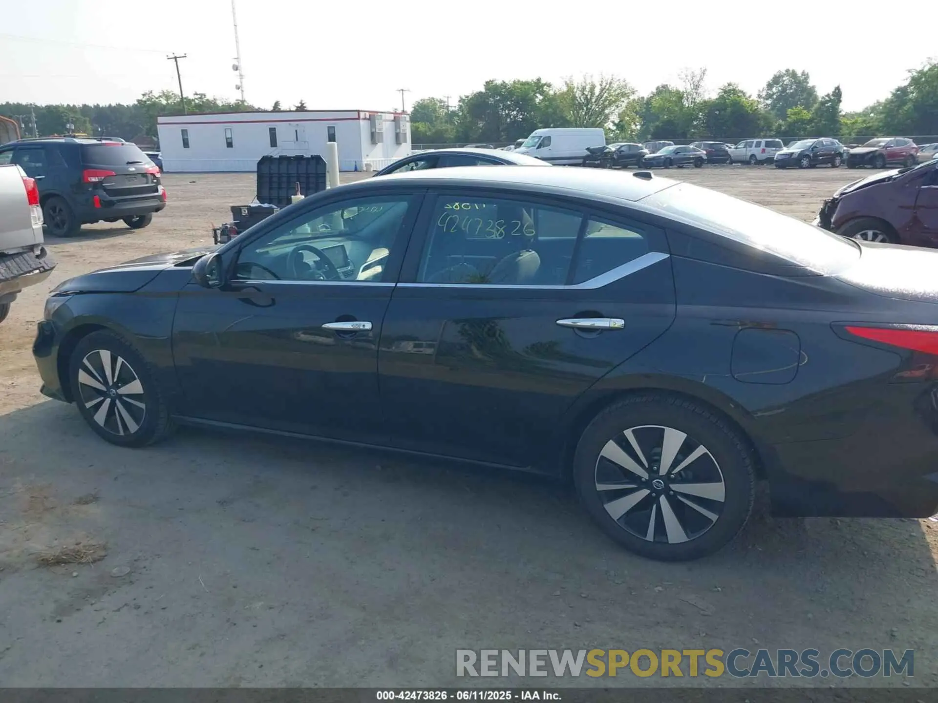 14 Photograph of a damaged car 1N4BL4DV1NN399059 NISSAN ALTIMA 2022