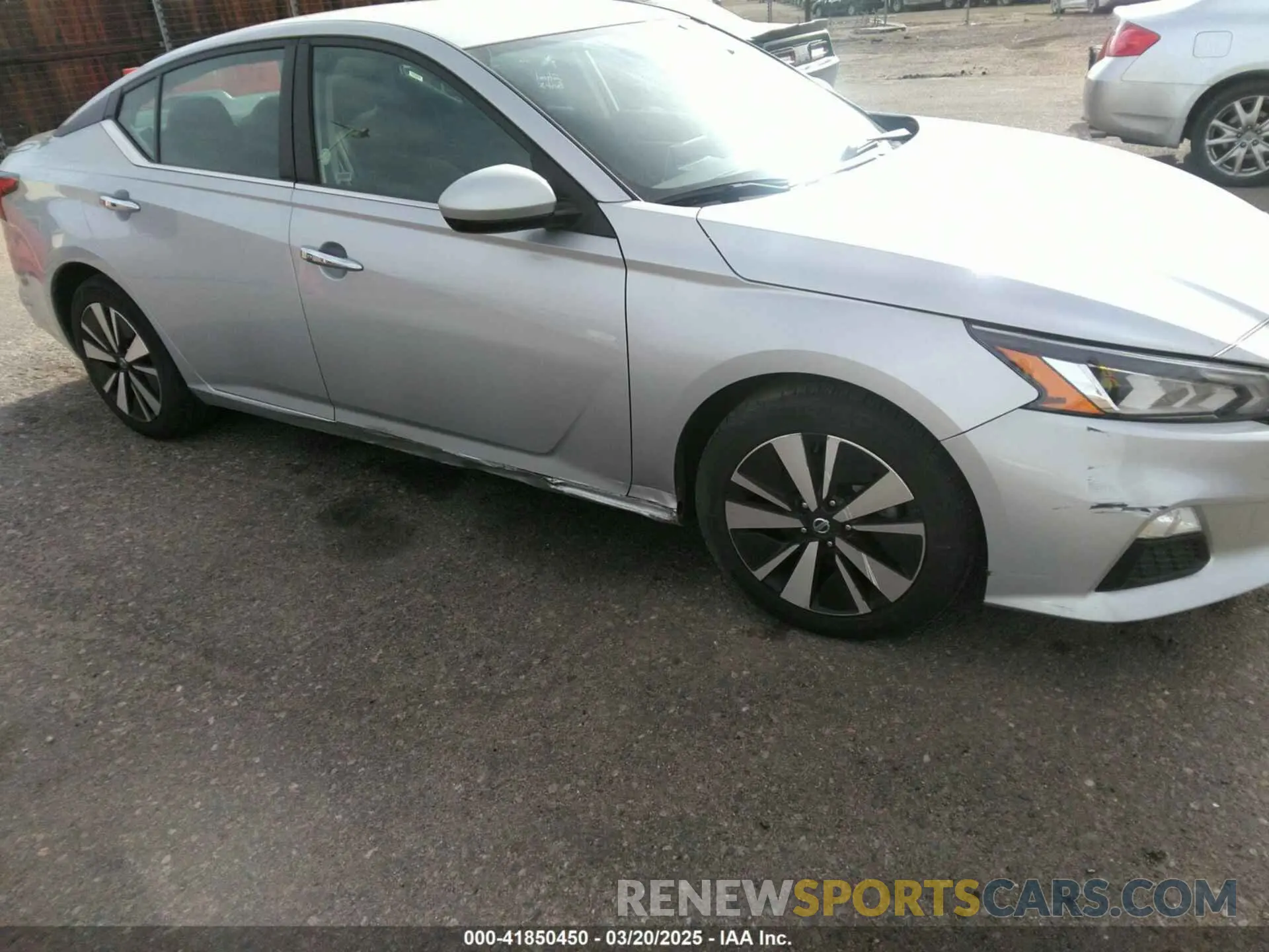 6 Photograph of a damaged car 1N4BL4DV1NN399434 NISSAN ALTIMA 2022
