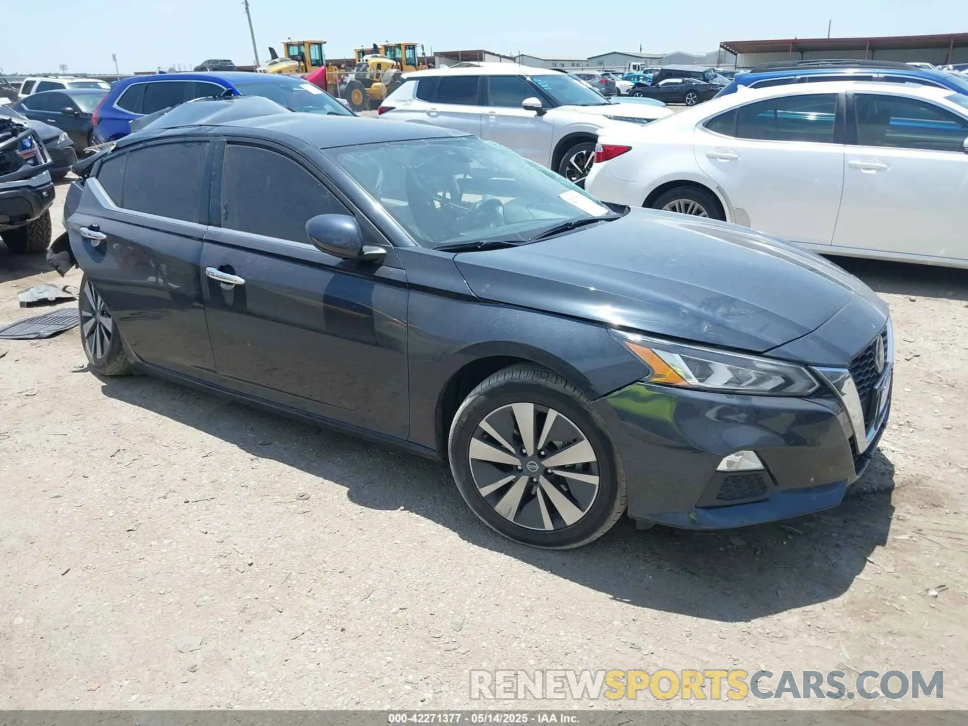 1 Photograph of a damaged car 1N4BL4DV2NN307537 NISSAN ALTIMA 2022