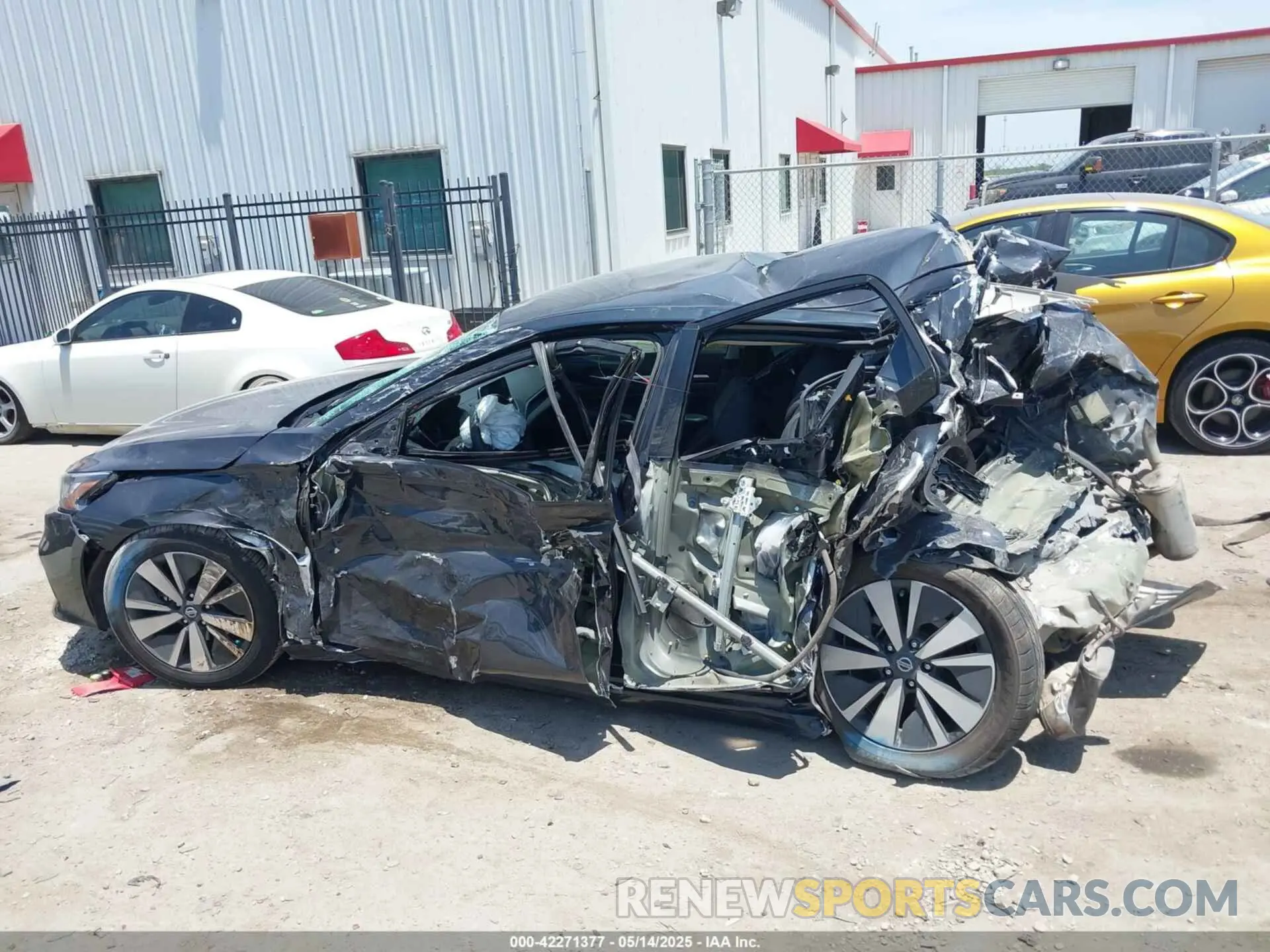 14 Photograph of a damaged car 1N4BL4DV2NN307537 NISSAN ALTIMA 2022
