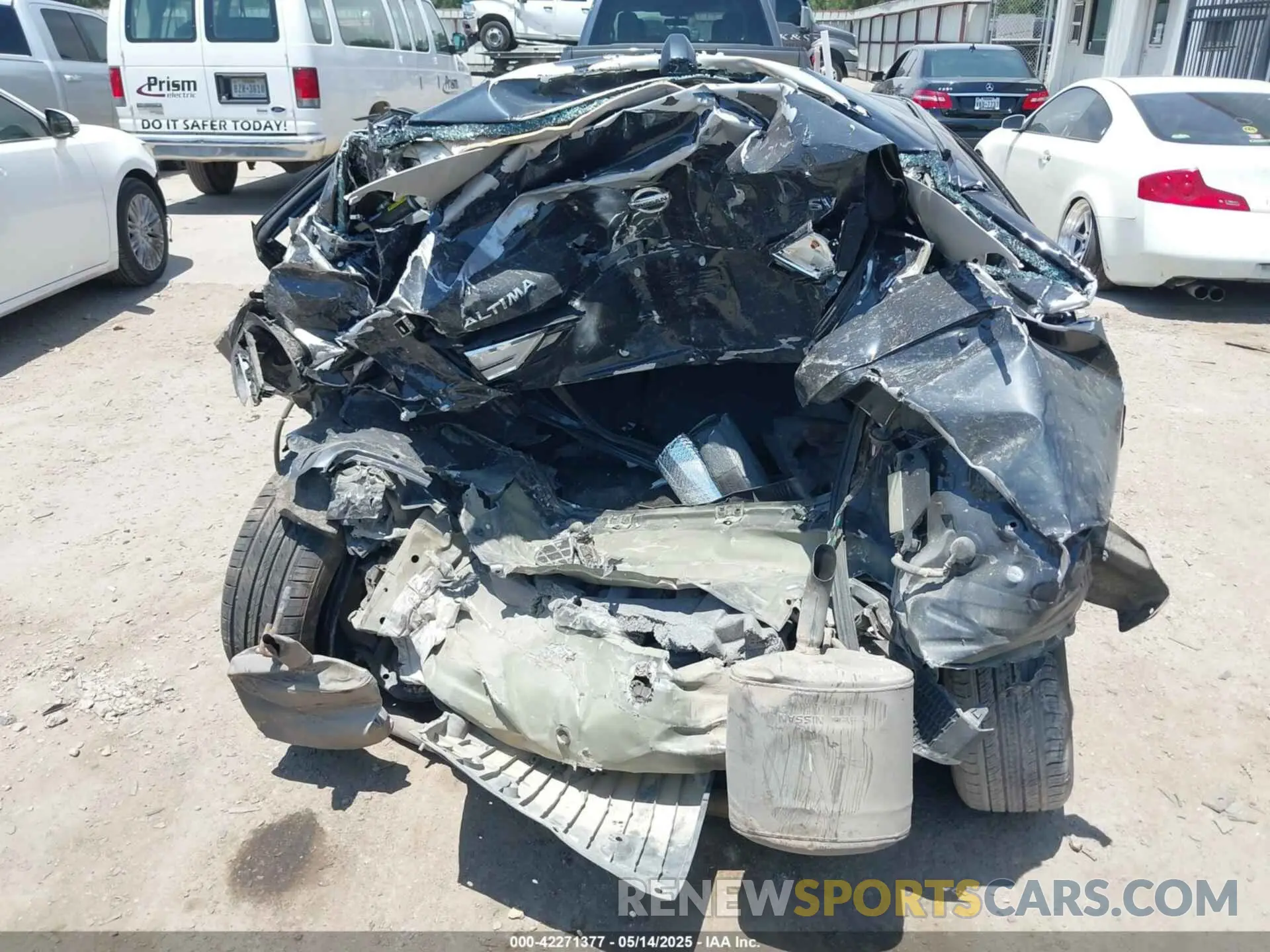 16 Photograph of a damaged car 1N4BL4DV2NN307537 NISSAN ALTIMA 2022