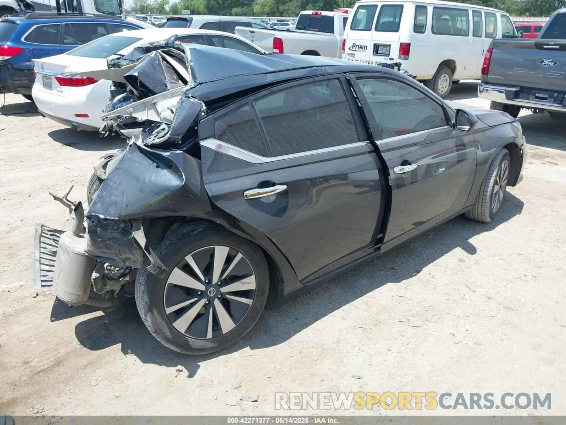 4 Photograph of a damaged car 1N4BL4DV2NN307537 NISSAN ALTIMA 2022