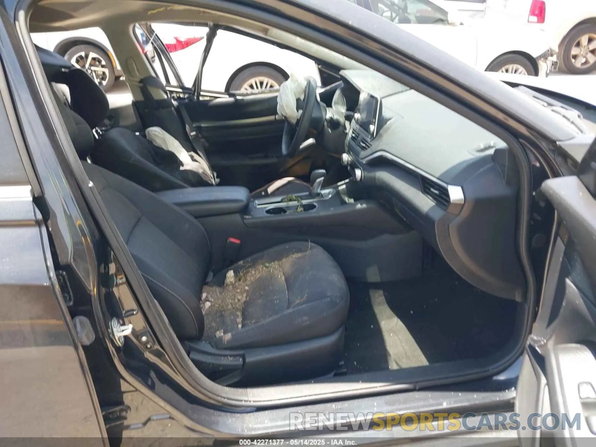5 Photograph of a damaged car 1N4BL4DV2NN307537 NISSAN ALTIMA 2022