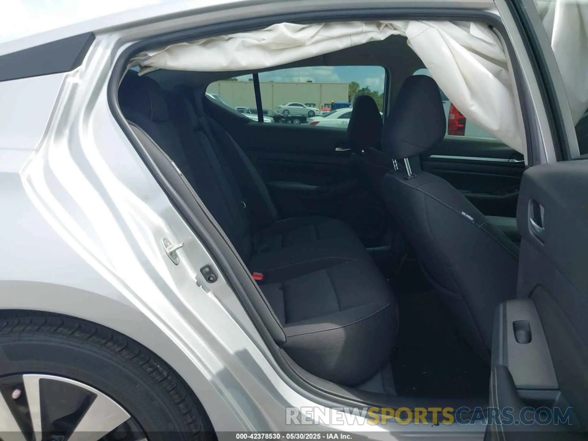 8 Photograph of a damaged car 1N4BL4DV2NN344409 NISSAN ALTIMA 2022