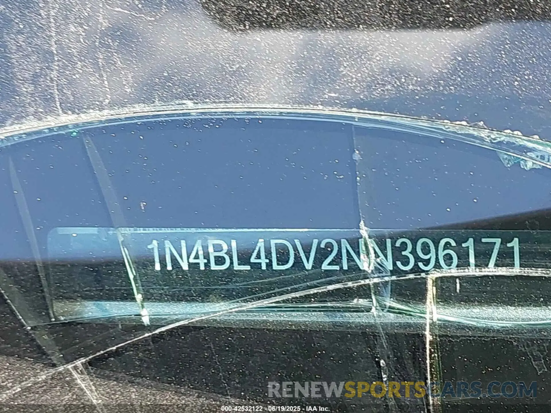 18 Photograph of a damaged car 1N4BL4DV2NN396171 NISSAN ALTIMA 2022