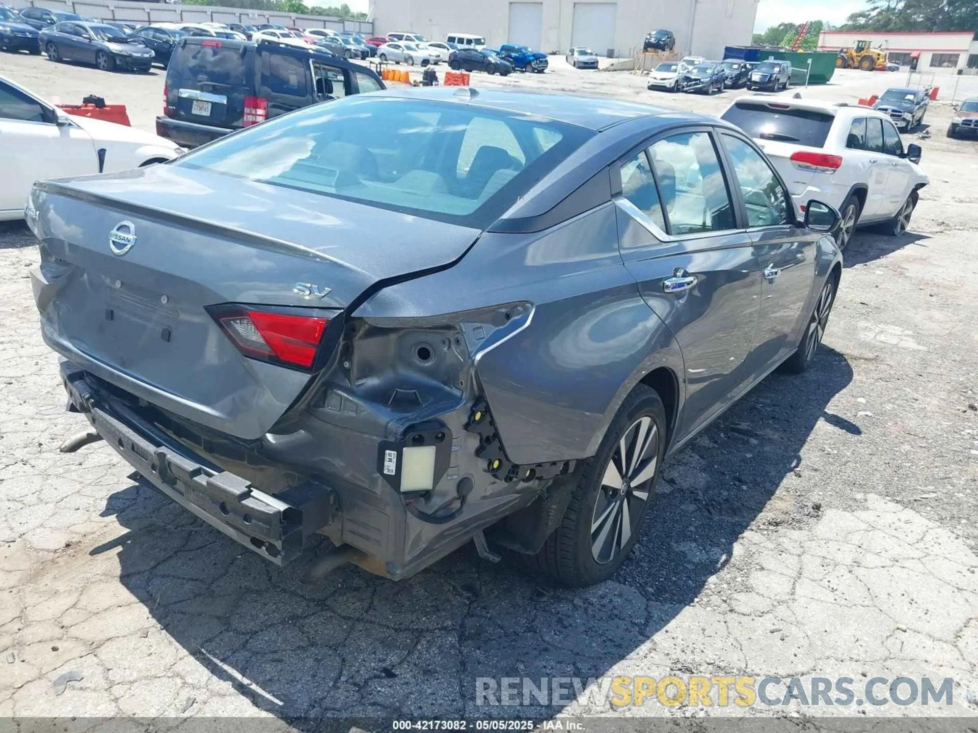 4 Photograph of a damaged car 1N4BL4DV2NN403555 NISSAN ALTIMA 2022
