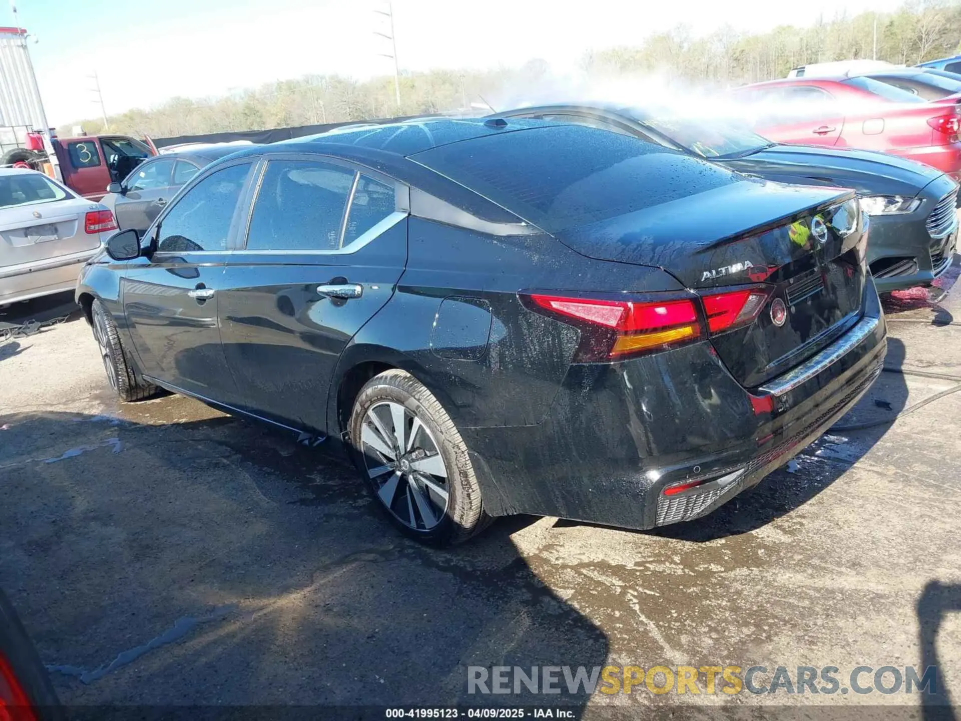 3 Photograph of a damaged car 1N4BL4DV3NN321477 NISSAN ALTIMA 2022