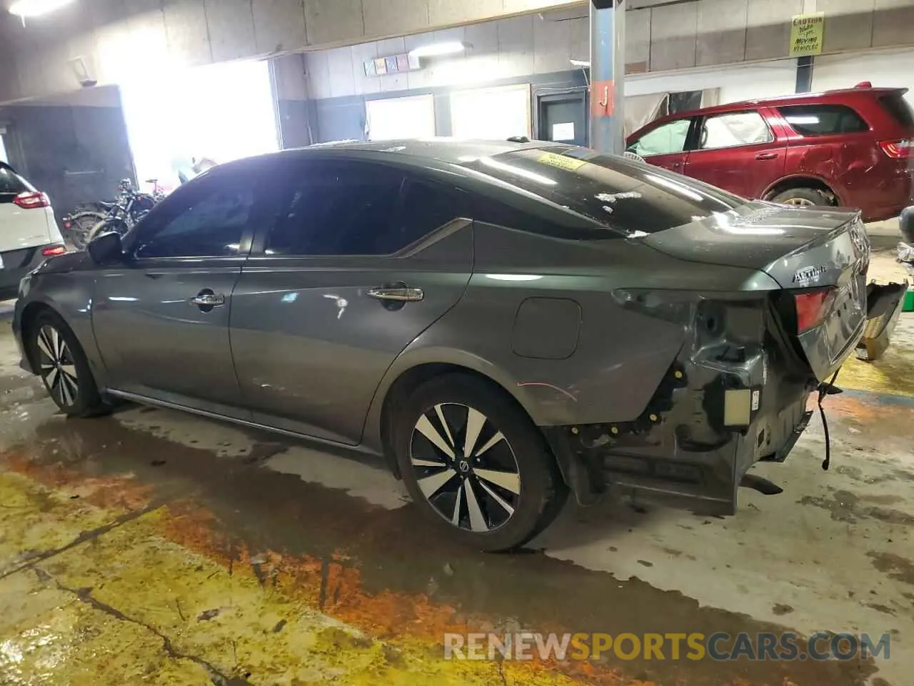 2 Photograph of a damaged car 1N4BL4DV3NN321561 NISSAN ALTIMA 2022