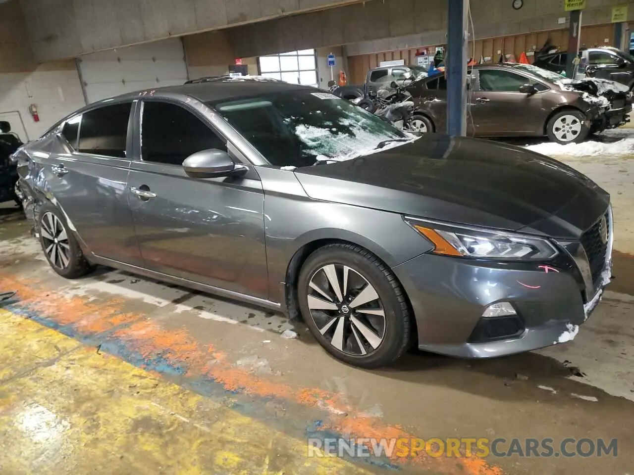 4 Photograph of a damaged car 1N4BL4DV3NN321561 NISSAN ALTIMA 2022