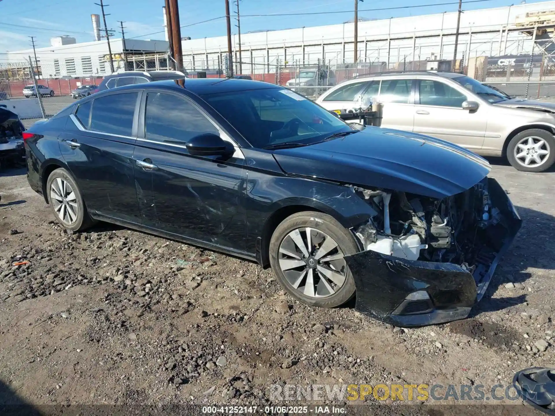 1 Photograph of a damaged car 1N4BL4DV3NN323102 NISSAN ALTIMA 2022