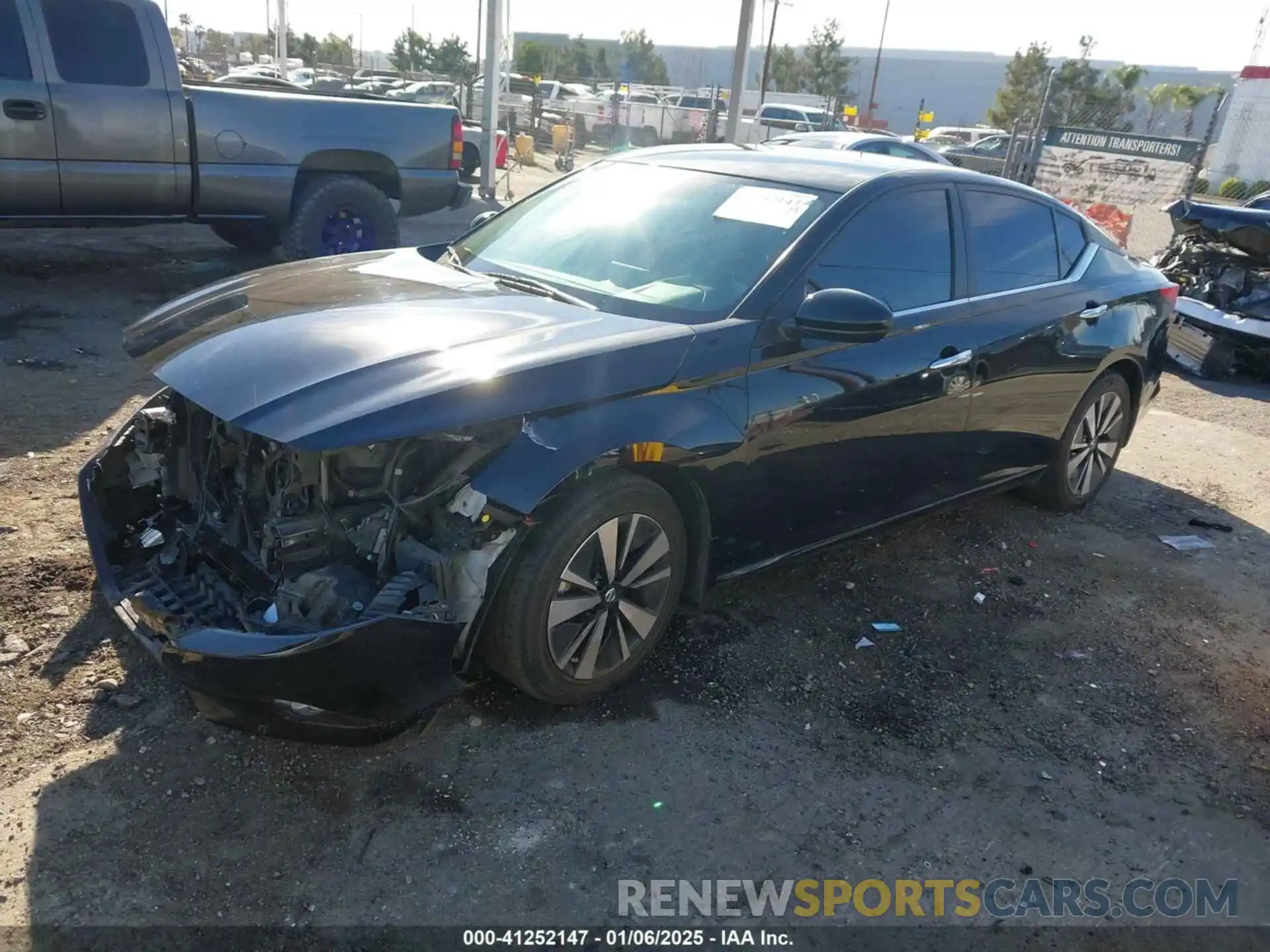 2 Photograph of a damaged car 1N4BL4DV3NN323102 NISSAN ALTIMA 2022