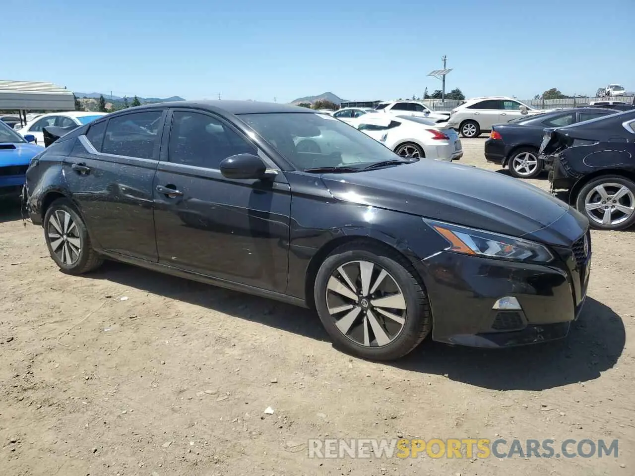 4 Photograph of a damaged car 1N4BL4DV3NN328994 NISSAN ALTIMA 2022