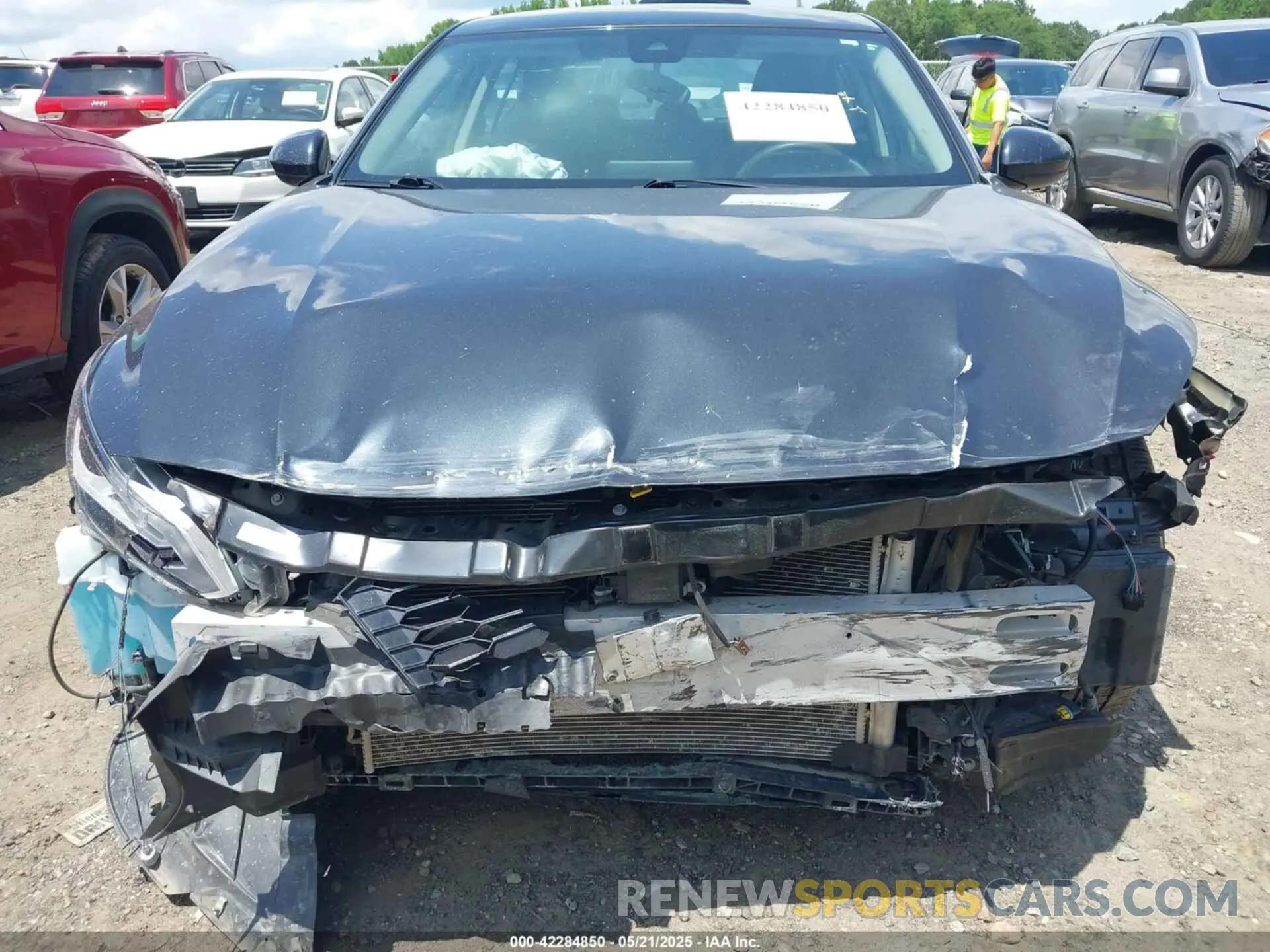 12 Photograph of a damaged car 1N4BL4DV3NN379539 NISSAN ALTIMA 2022
