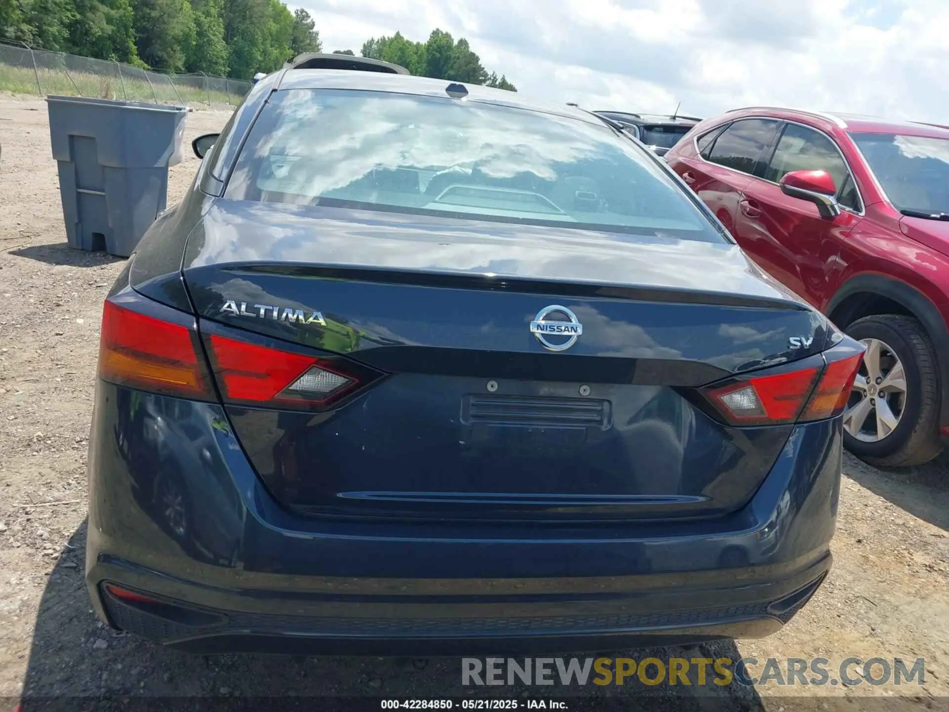 16 Photograph of a damaged car 1N4BL4DV3NN379539 NISSAN ALTIMA 2022