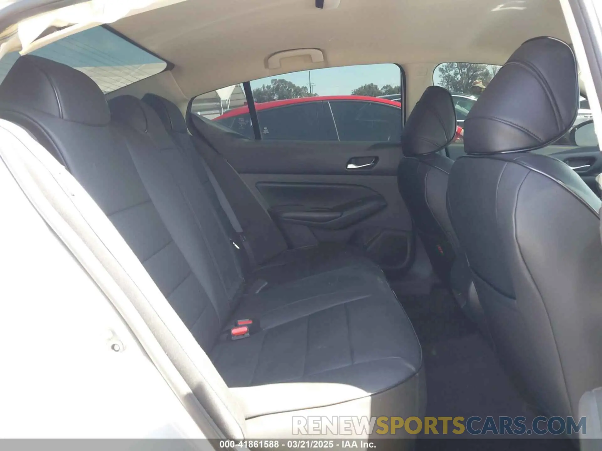8 Photograph of a damaged car 1N4BL4DV3NN380173 NISSAN ALTIMA 2022