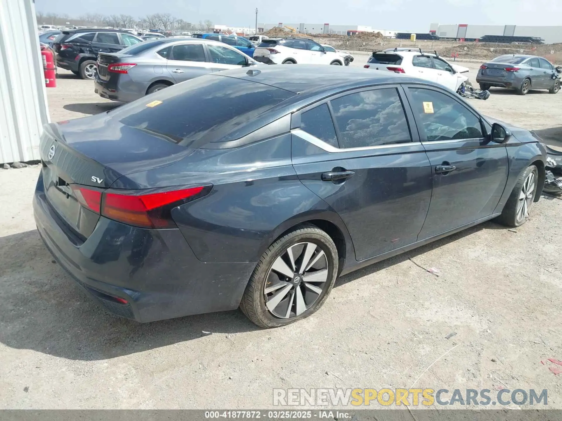 4 Photograph of a damaged car 1N4BL4DV3NN396048 NISSAN ALTIMA 2022