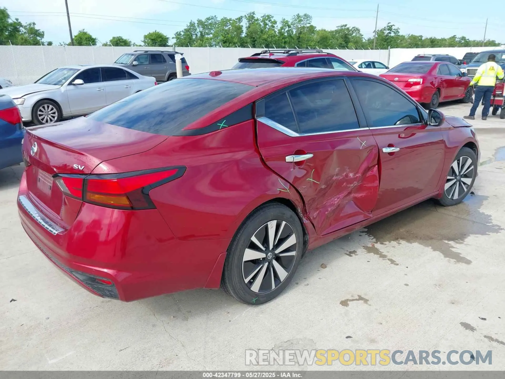4 Photograph of a damaged car 1N4BL4DV3NN409915 NISSAN ALTIMA 2022