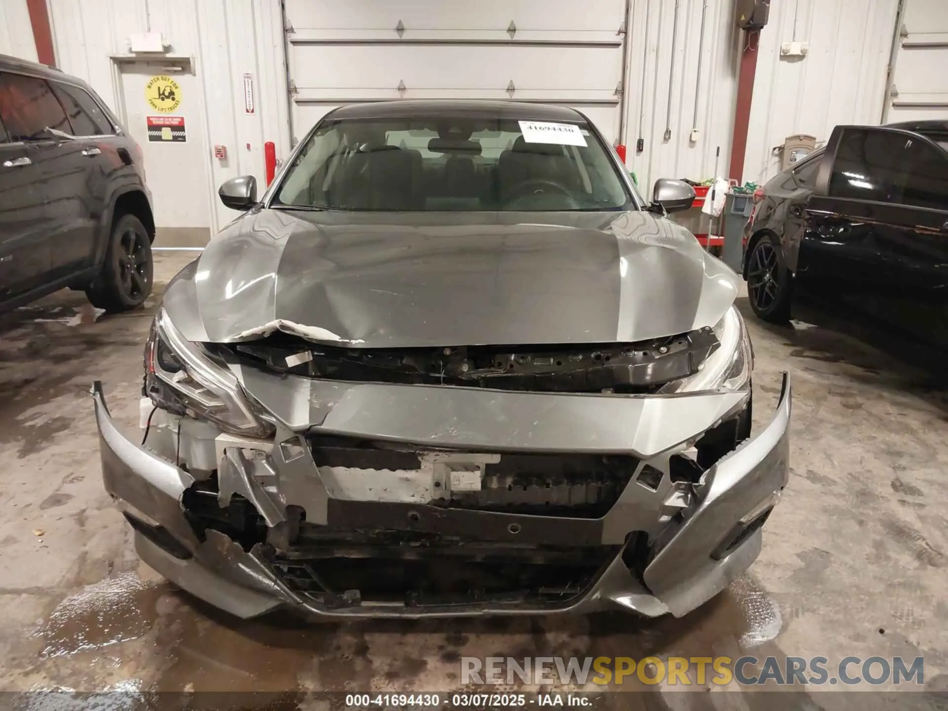 12 Photograph of a damaged car 1N4BL4DV3NN411177 NISSAN ALTIMA 2022