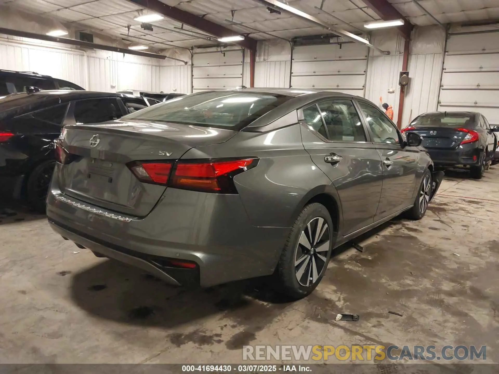 4 Photograph of a damaged car 1N4BL4DV3NN411177 NISSAN ALTIMA 2022