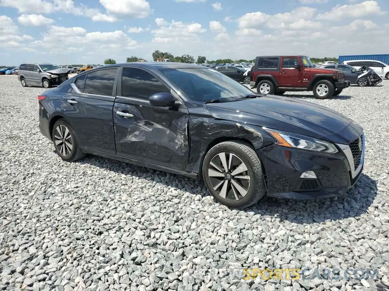 4 Photograph of a damaged car 1N4BL4DV4NN314652 NISSAN ALTIMA 2022
