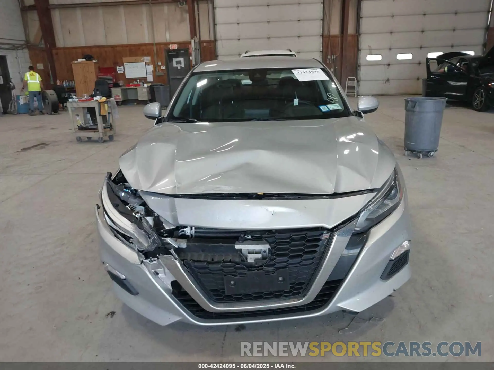 12 Photograph of a damaged car 1N4BL4DV4NN317096 NISSAN ALTIMA 2022