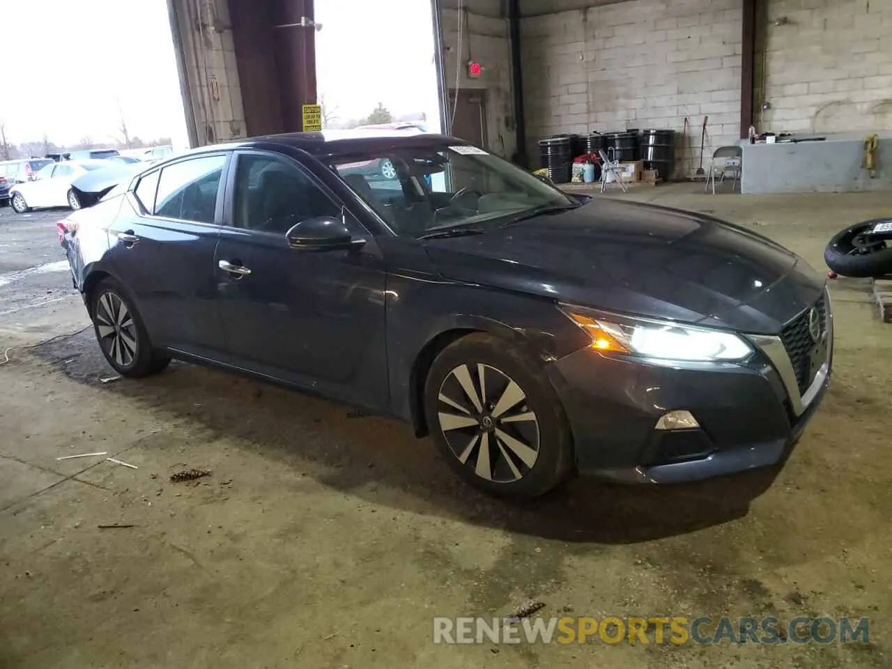 4 Photograph of a damaged car 1N4BL4DV4NN328096 NISSAN ALTIMA 2022