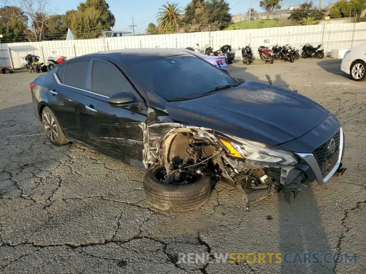 4 Photograph of a damaged car 1N4BL4DV4NN359610 NISSAN ALTIMA 2022