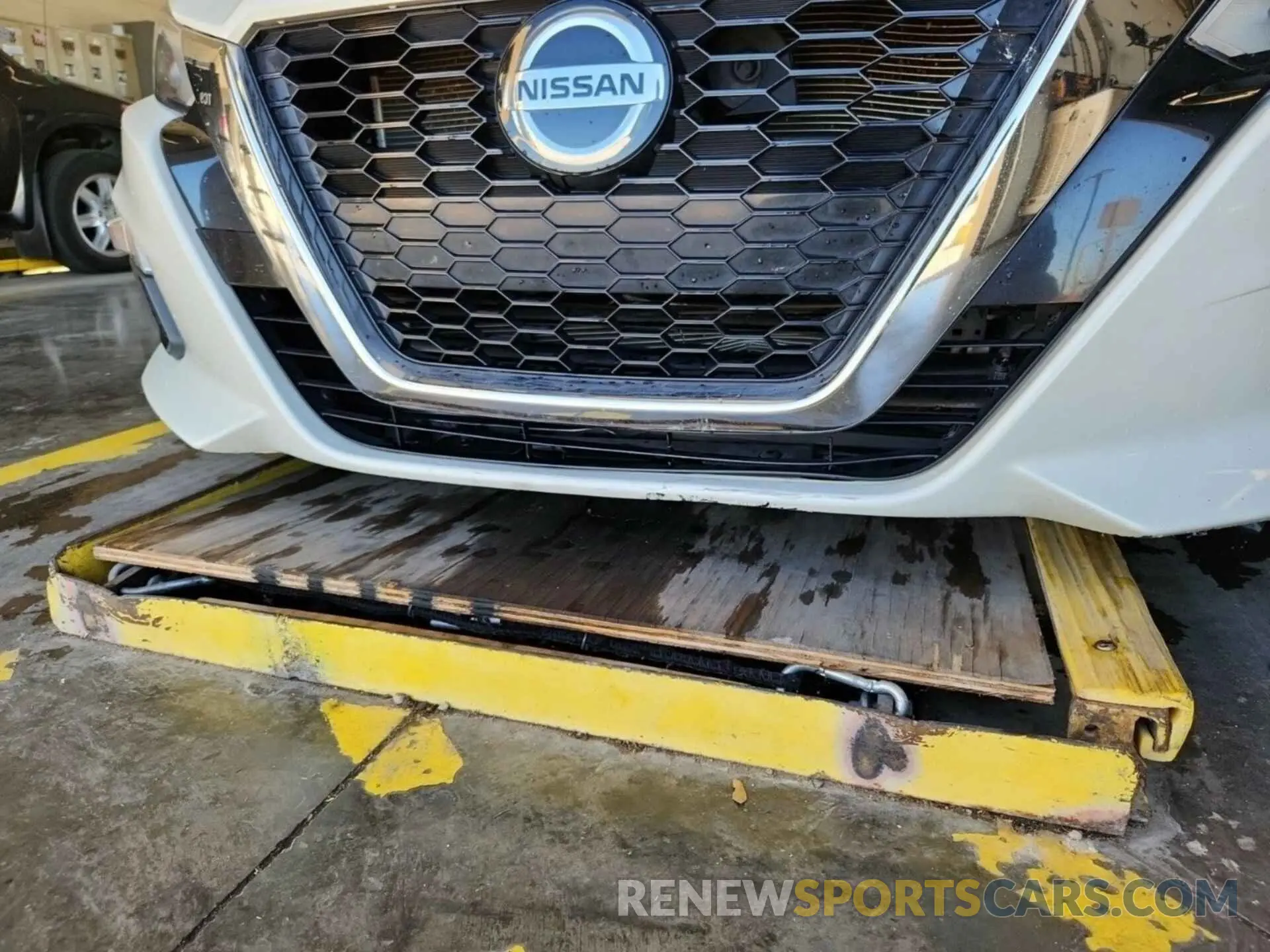 17 Photograph of a damaged car 1N4BL4DV4NN367514 NISSAN ALTIMA 2022