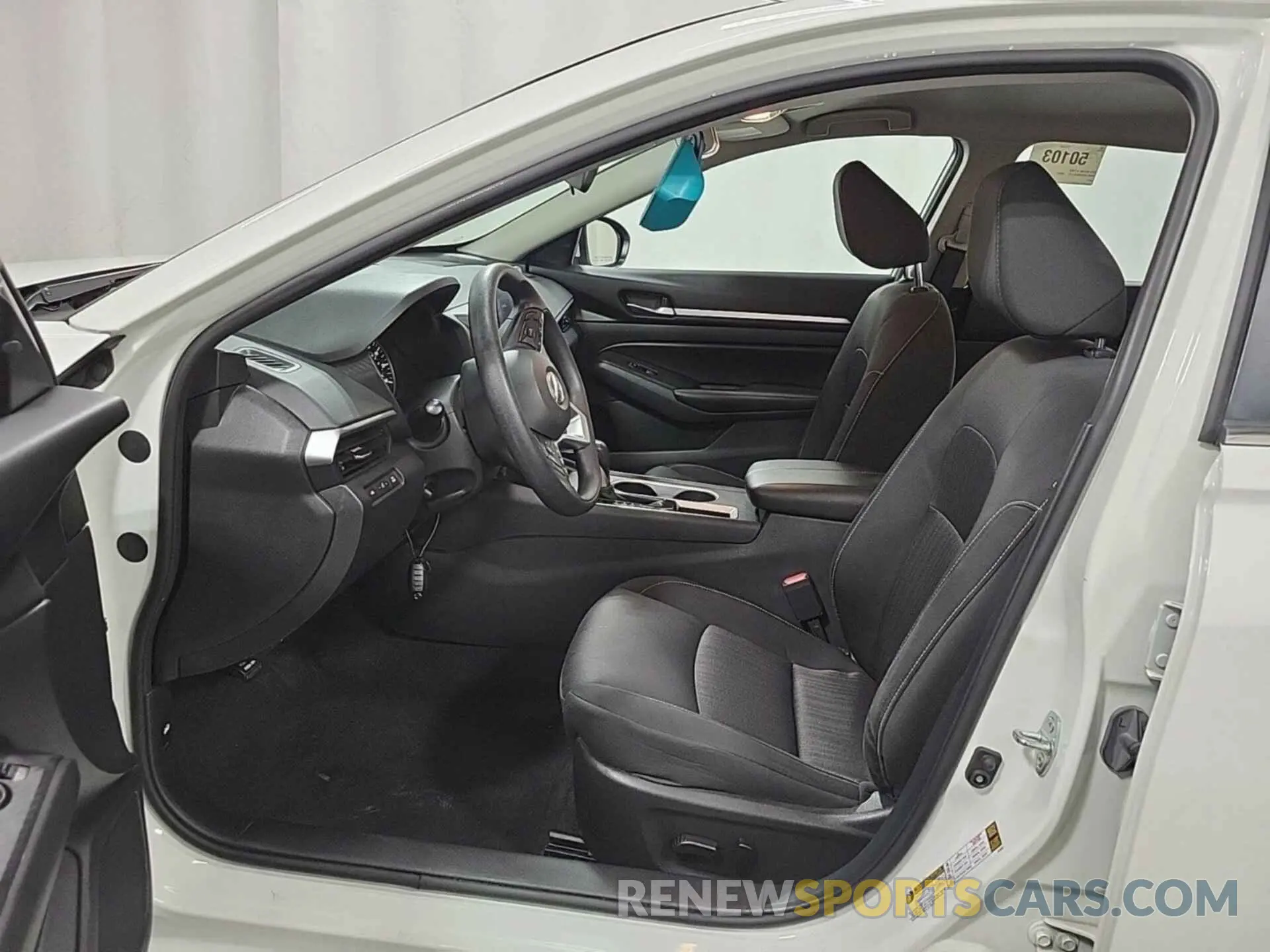 19 Photograph of a damaged car 1N4BL4DV4NN367514 NISSAN ALTIMA 2022