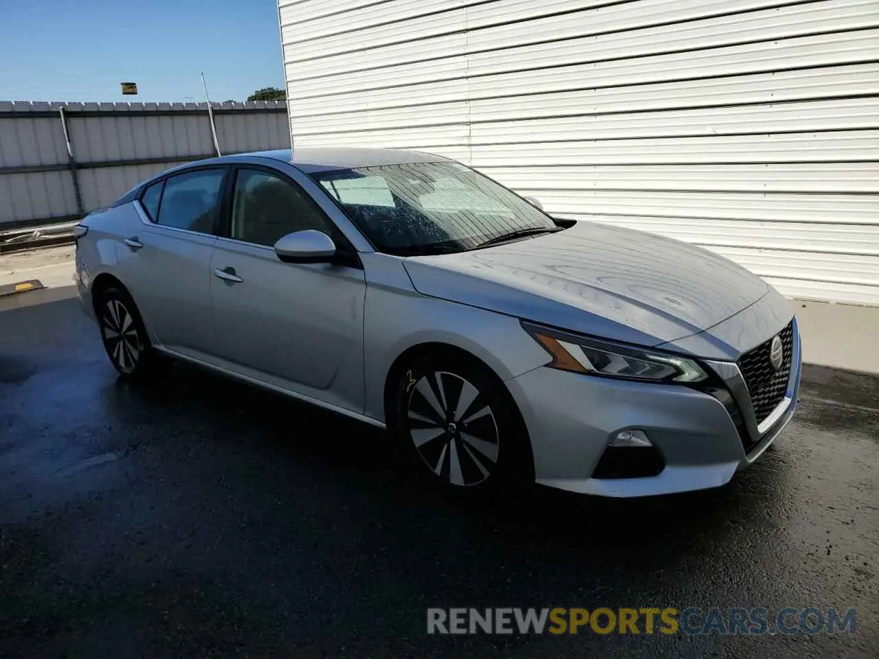 4 Photograph of a damaged car 1N4BL4DV4NN381218 NISSAN ALTIMA 2022