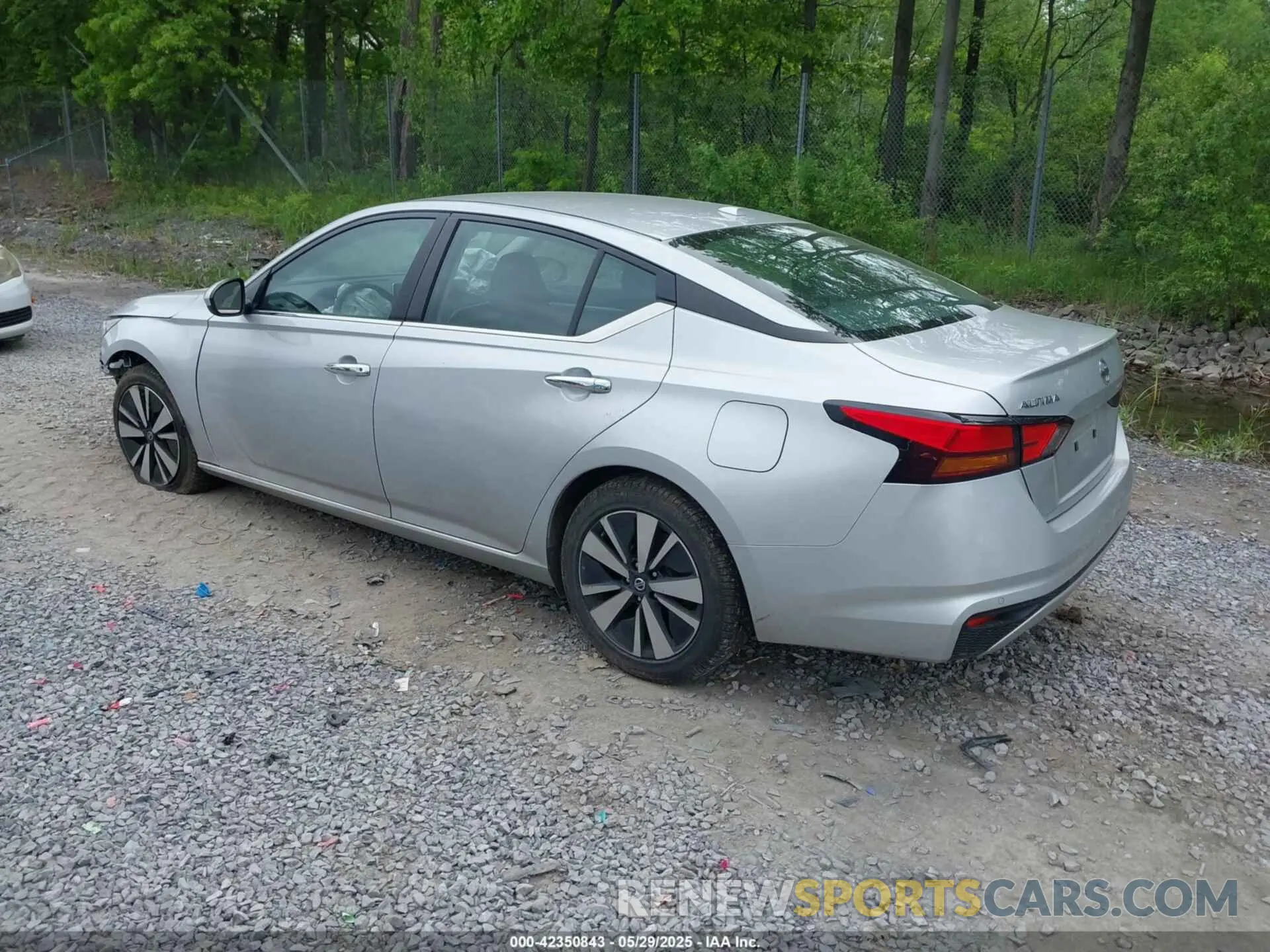 3 Photograph of a damaged car 1N4BL4DV4NN388993 NISSAN ALTIMA 2022