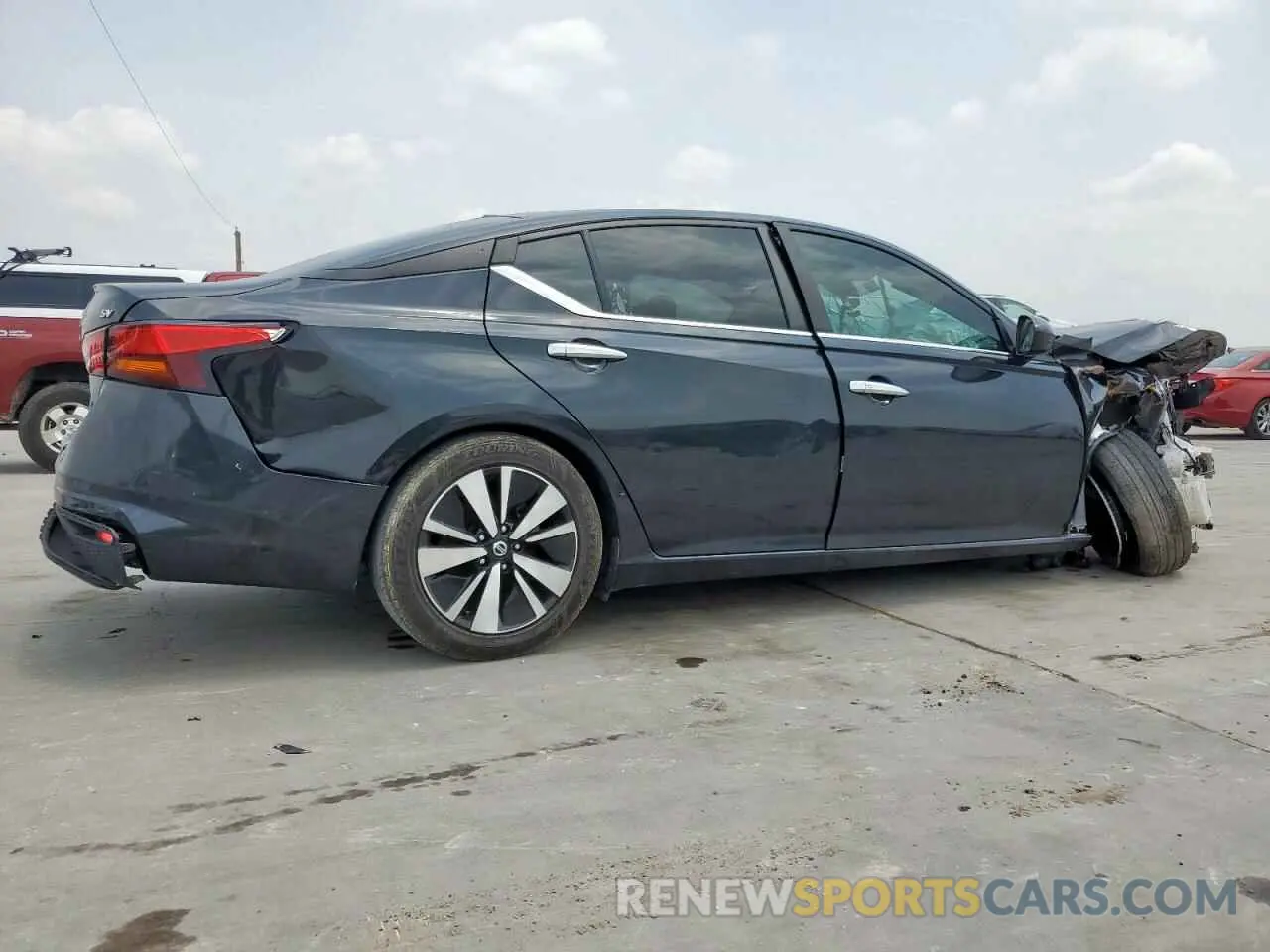 3 Photograph of a damaged car 1N4BL4DV4NN402262 NISSAN ALTIMA 2022