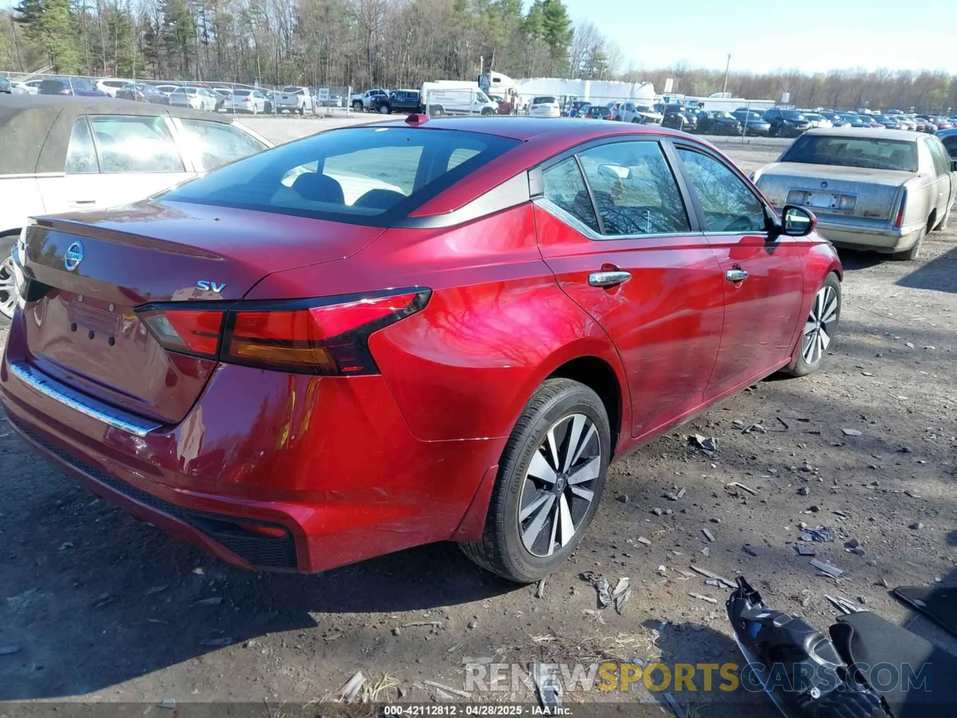 4 Photograph of a damaged car 1N4BL4DV5NN336398 NISSAN ALTIMA 2022