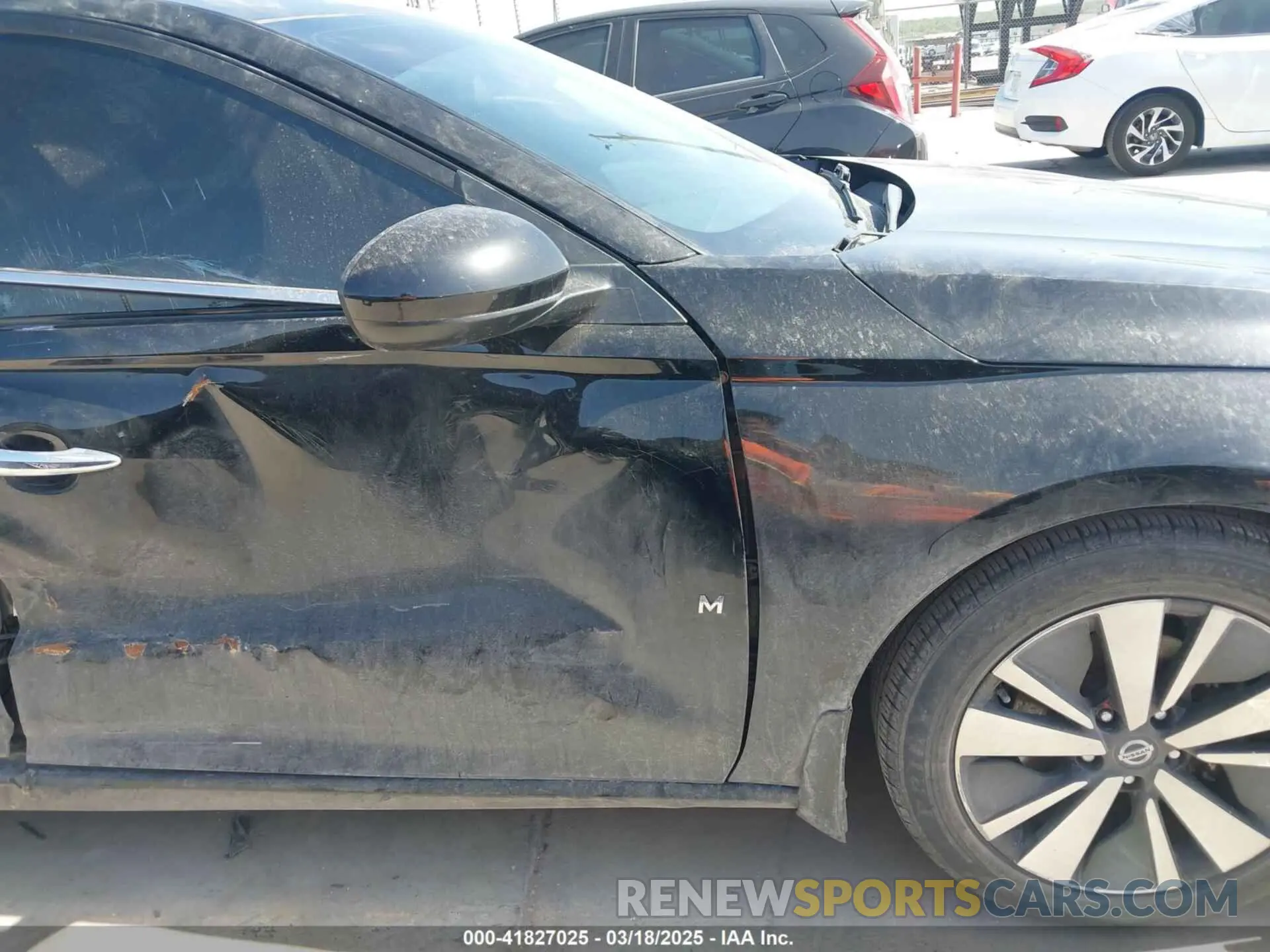 17 Photograph of a damaged car 1N4BL4DV5NN344243 NISSAN ALTIMA 2022