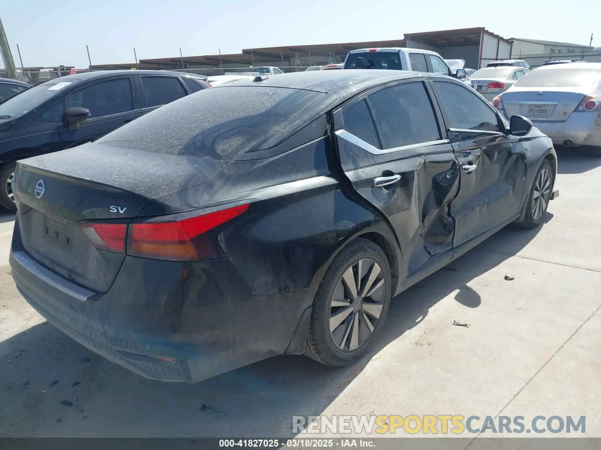 4 Photograph of a damaged car 1N4BL4DV5NN344243 NISSAN ALTIMA 2022
