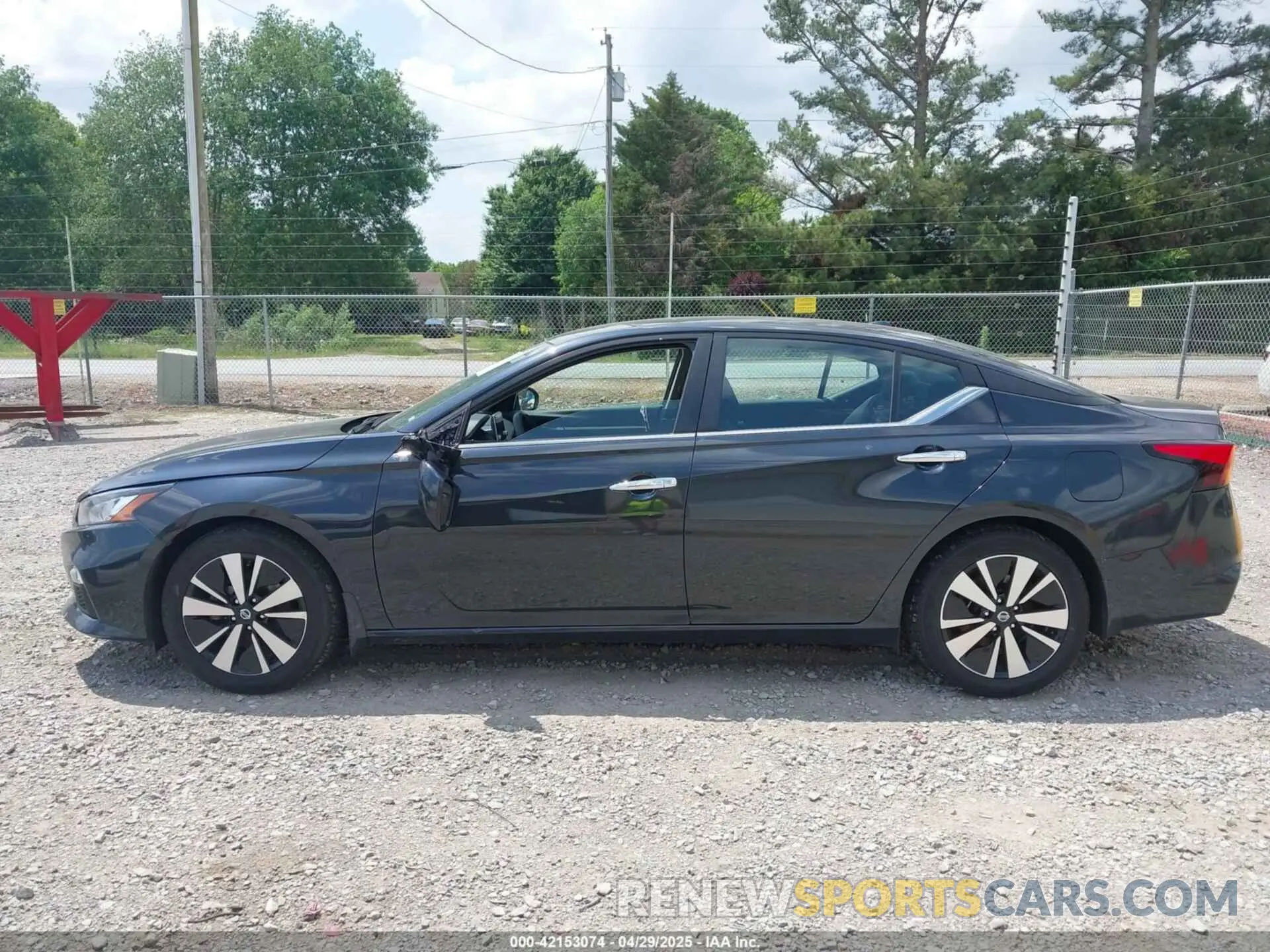 14 Photograph of a damaged car 1N4BL4DV5NN372589 NISSAN ALTIMA 2022