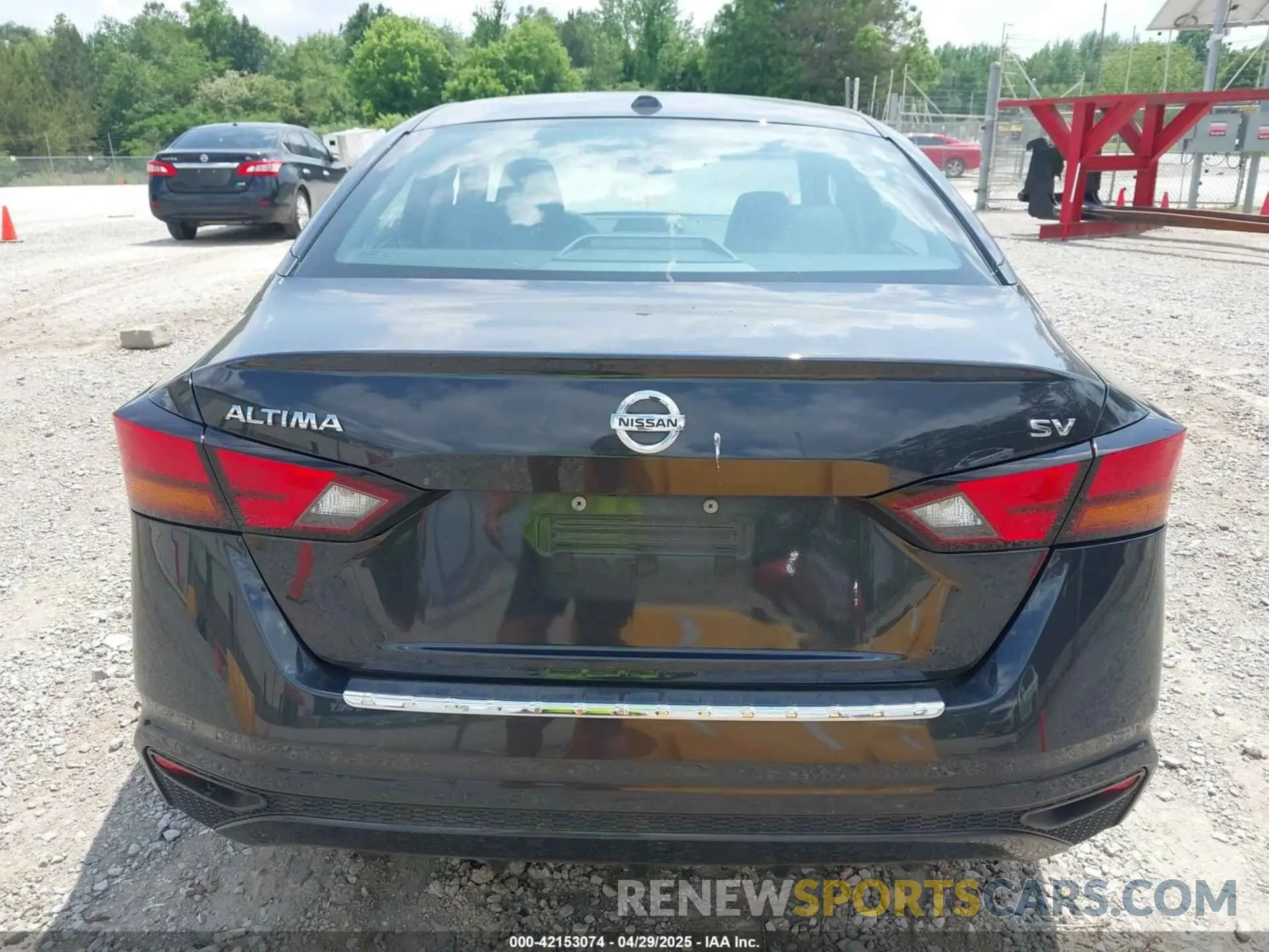 16 Photograph of a damaged car 1N4BL4DV5NN372589 NISSAN ALTIMA 2022