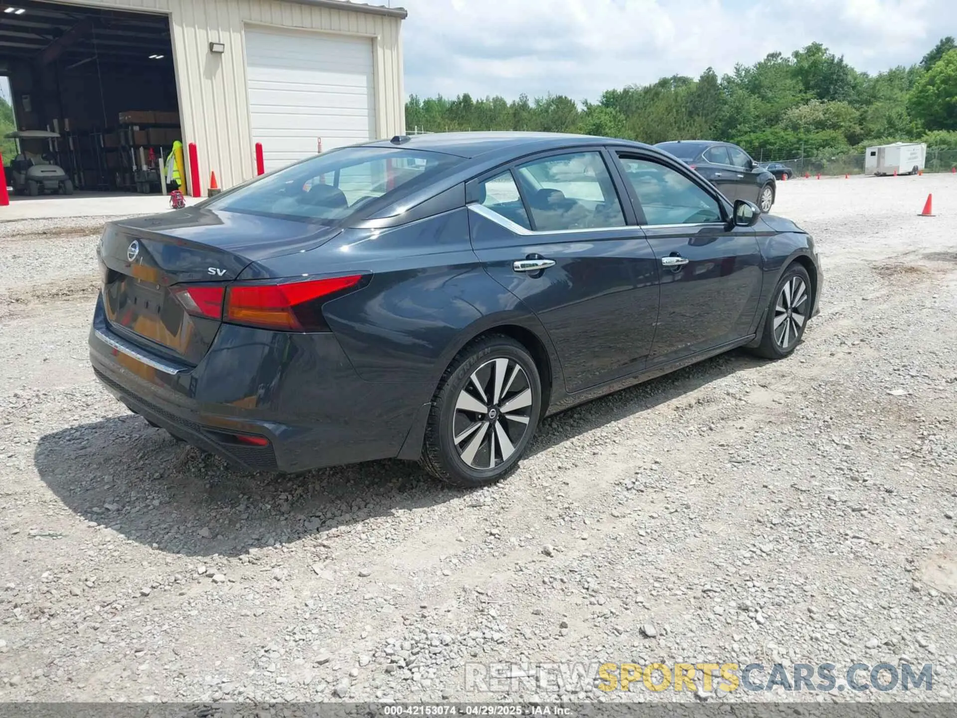 4 Photograph of a damaged car 1N4BL4DV5NN372589 NISSAN ALTIMA 2022