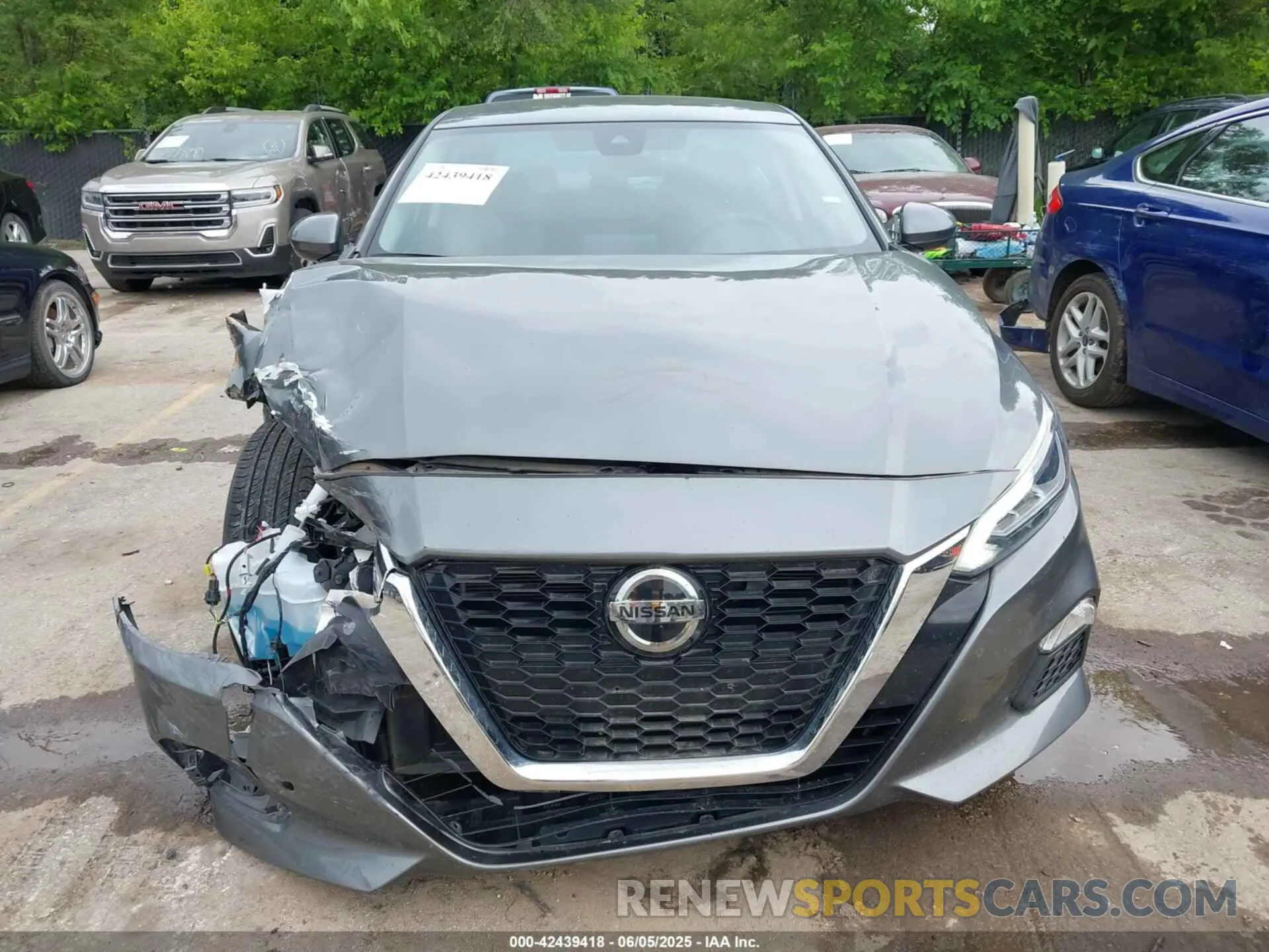 12 Photograph of a damaged car 1N4BL4DV5NN388453 NISSAN ALTIMA 2022