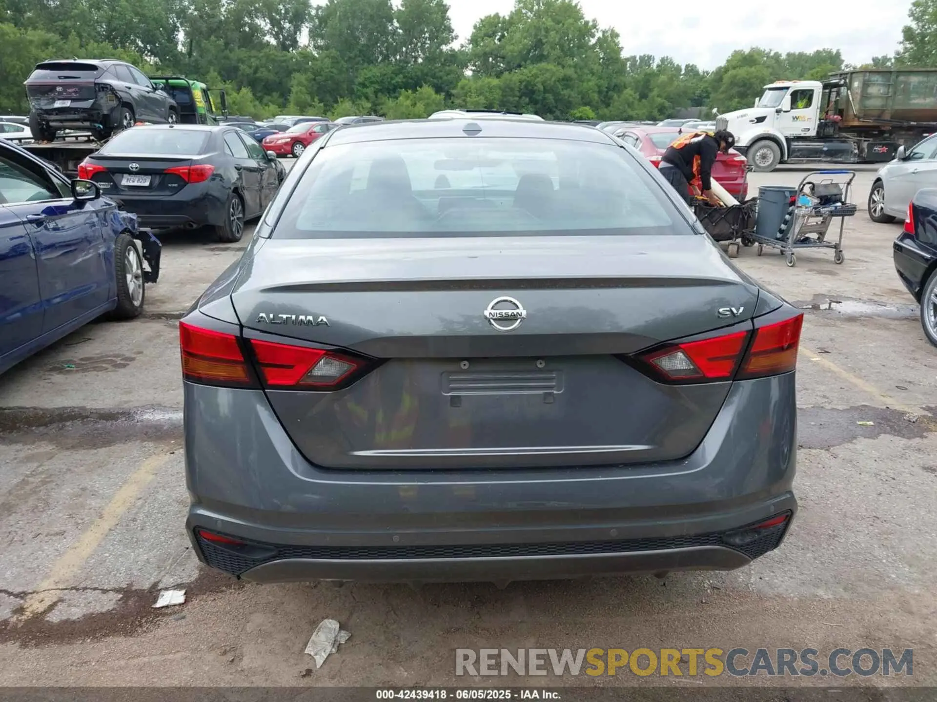 16 Photograph of a damaged car 1N4BL4DV5NN388453 NISSAN ALTIMA 2022