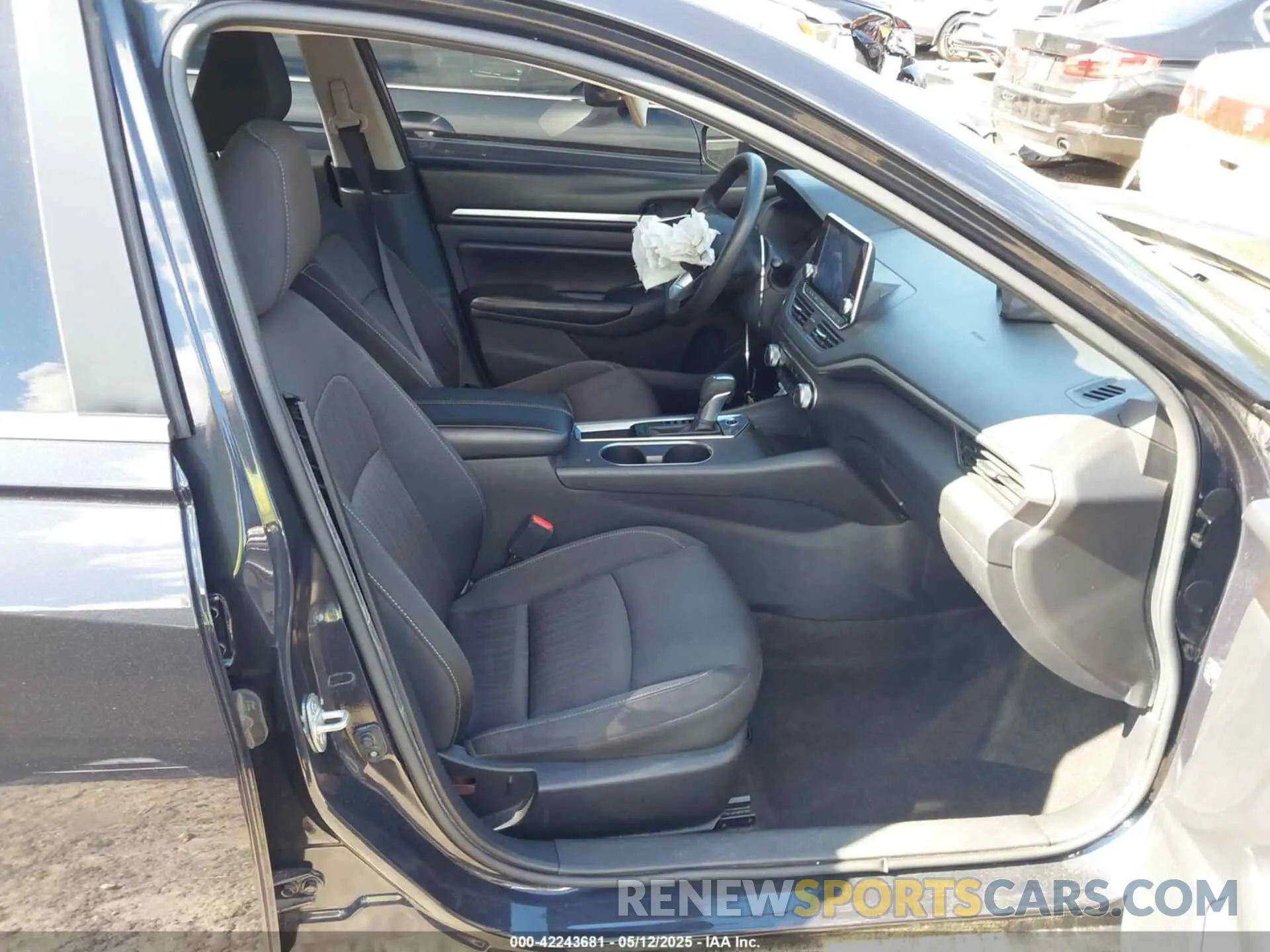 5 Photograph of a damaged car 1N4BL4DV6NN300851 NISSAN ALTIMA 2022