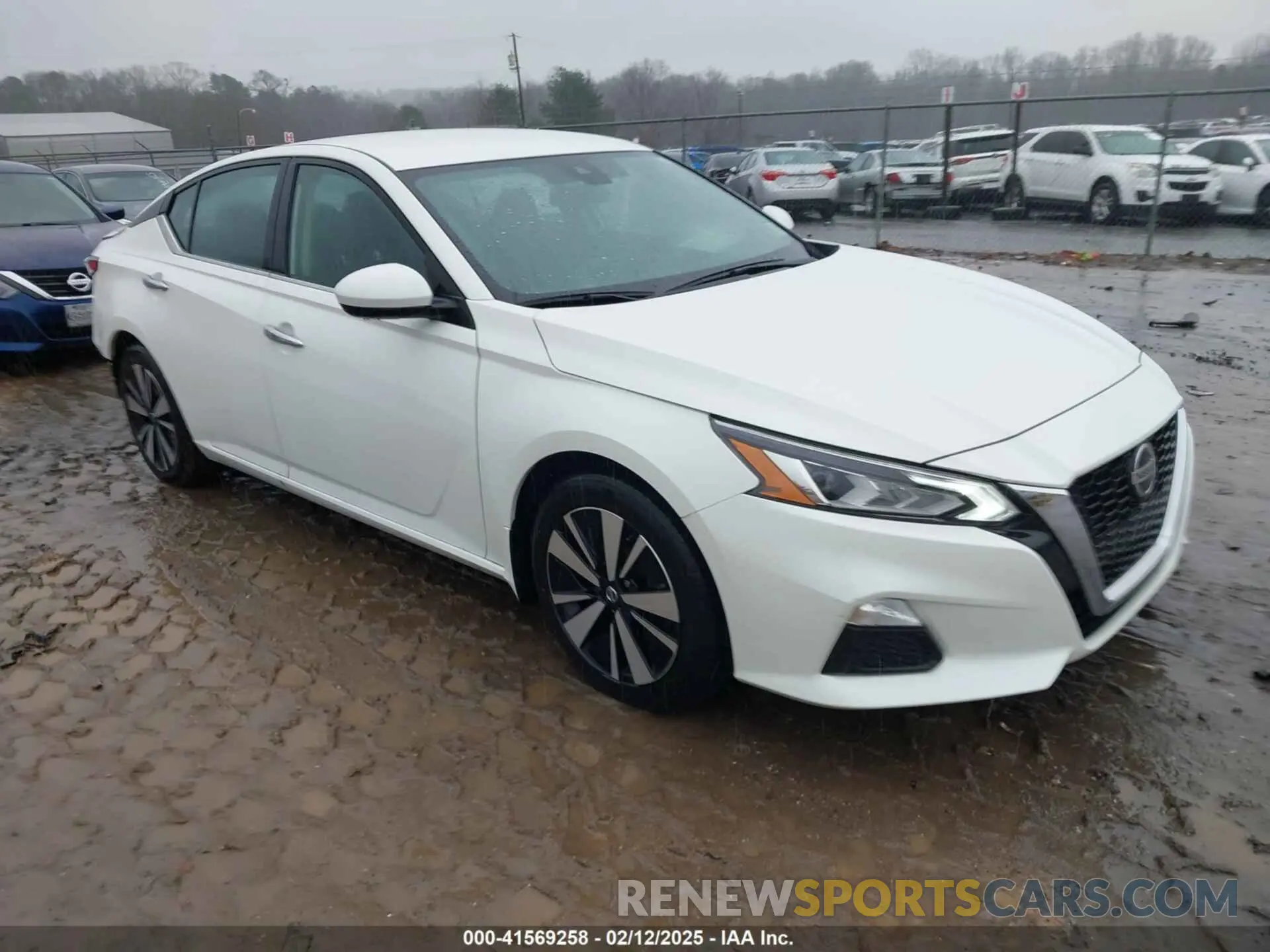 1 Photograph of a damaged car 1N4BL4DV6NN329735 NISSAN ALTIMA 2022