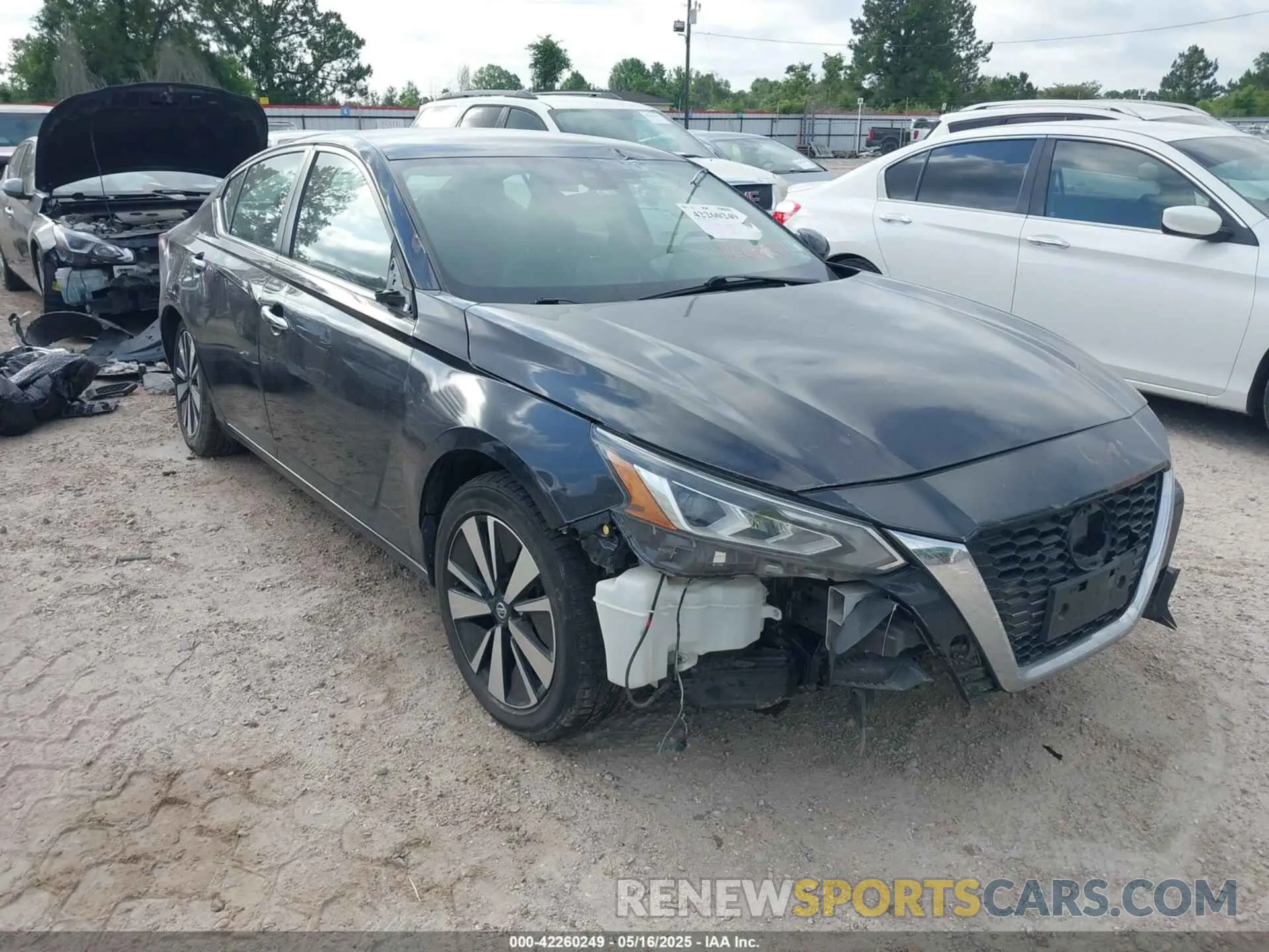1 Photograph of a damaged car 1N4BL4DV6NN363139 NISSAN ALTIMA 2022