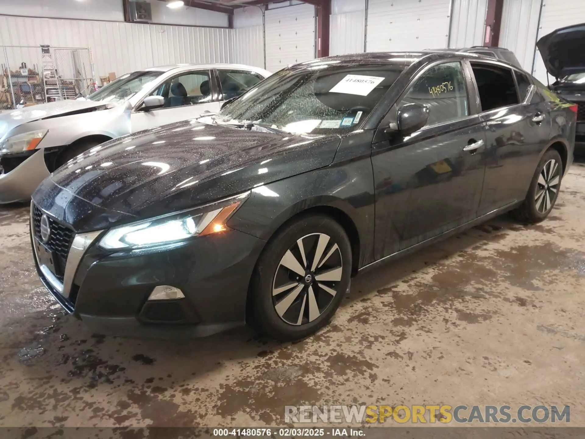 2 Photograph of a damaged car 1N4BL4DV6NN383746 NISSAN ALTIMA 2022