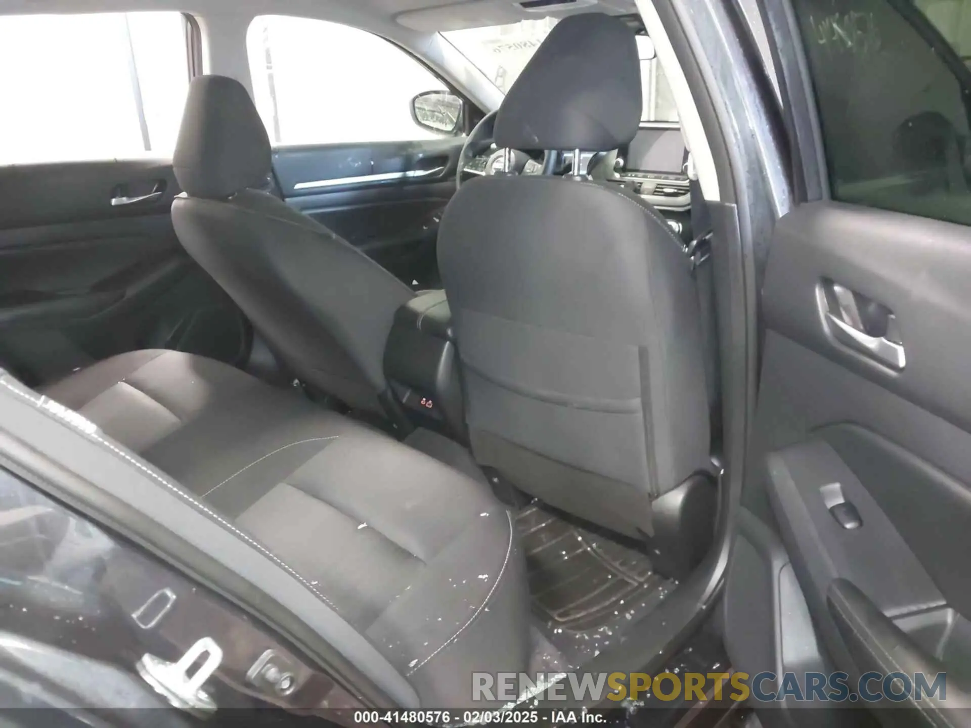 8 Photograph of a damaged car 1N4BL4DV6NN383746 NISSAN ALTIMA 2022