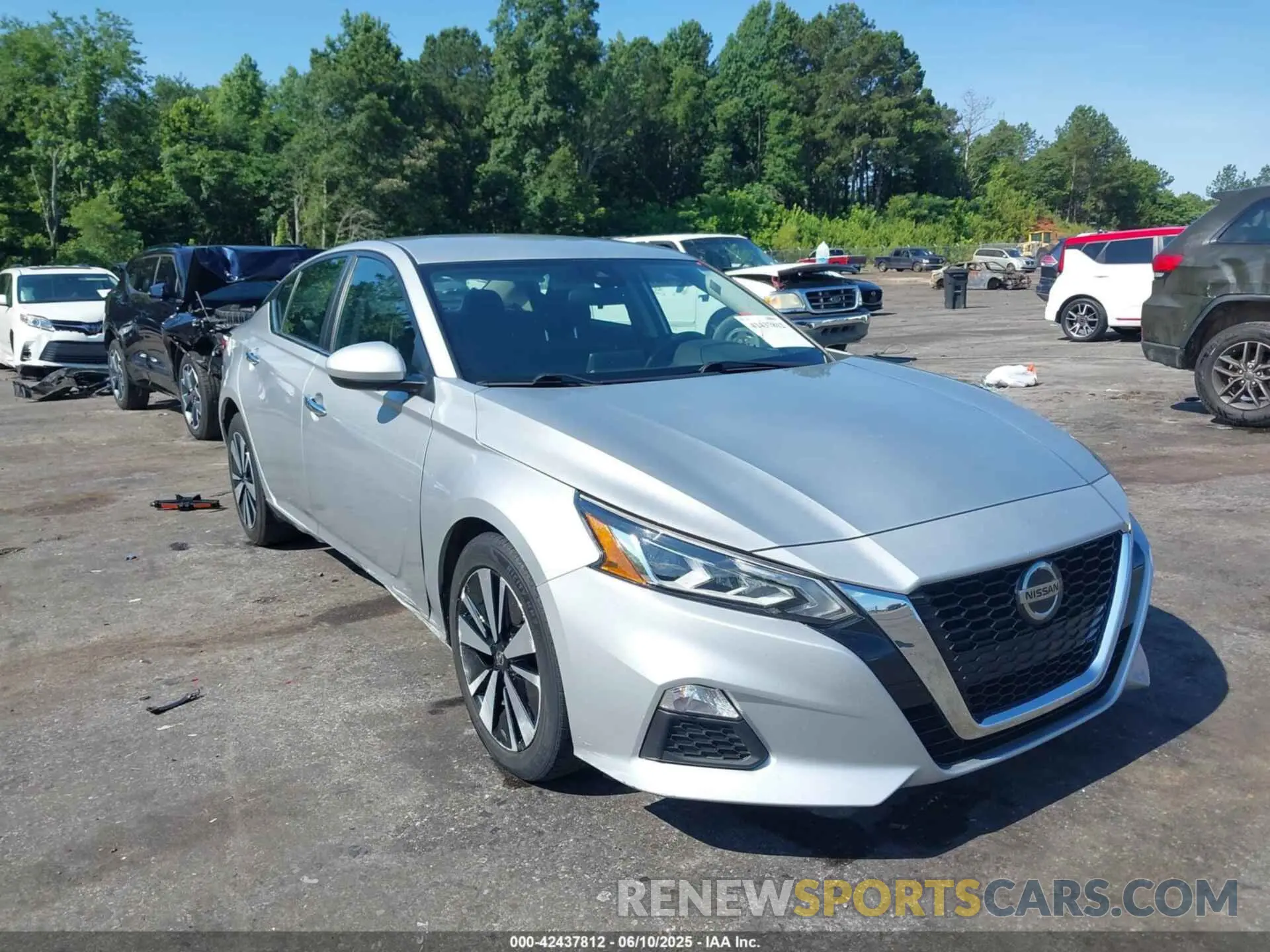 1 Photograph of a damaged car 1N4BL4DV6NN385495 NISSAN ALTIMA 2022